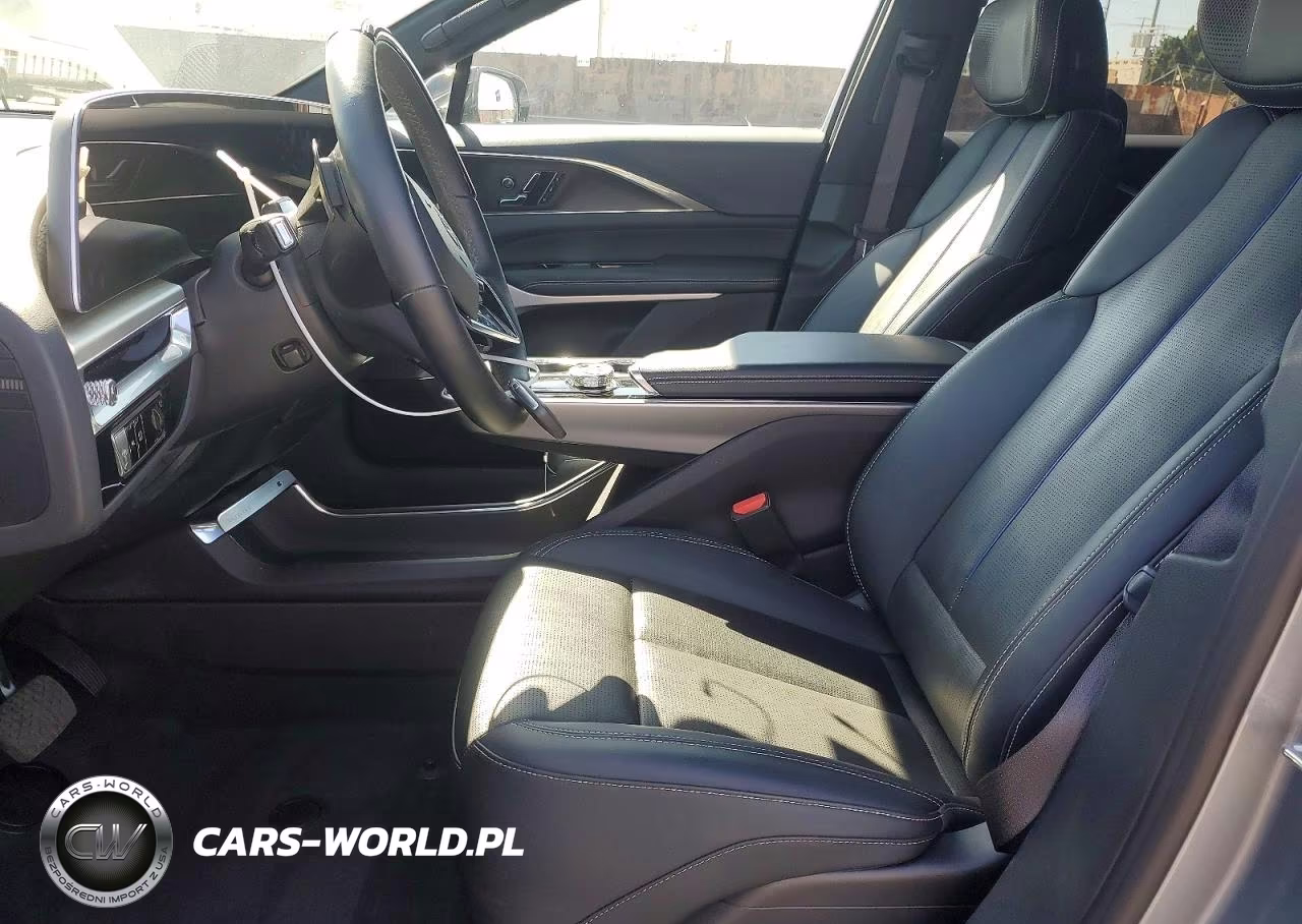 2024 Cadillac Lyriq Luxury VIN:1GYKPRRL5RZ127240 - 7