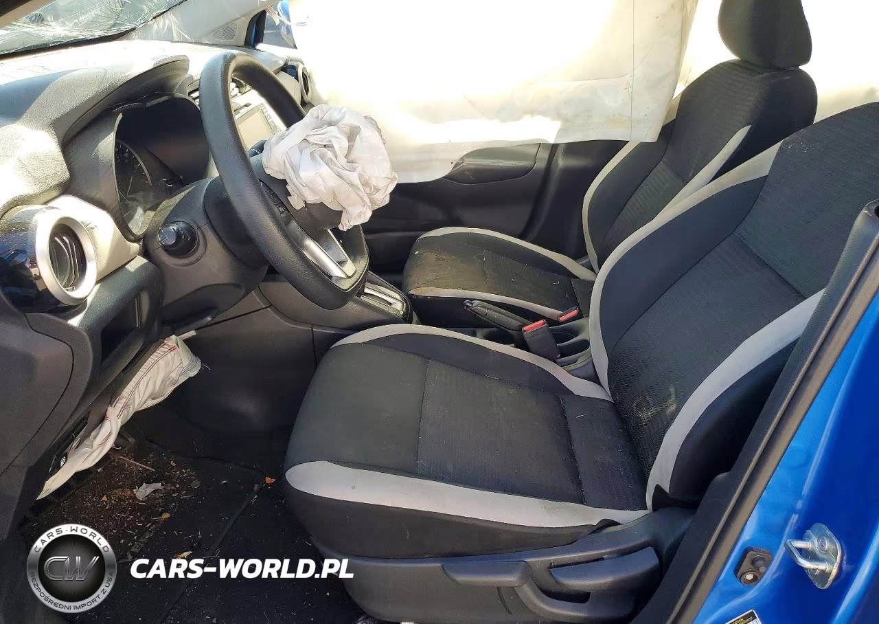 2020 Nissan Versa Sv VIN:3N1CN8EV3LL861930 - 7