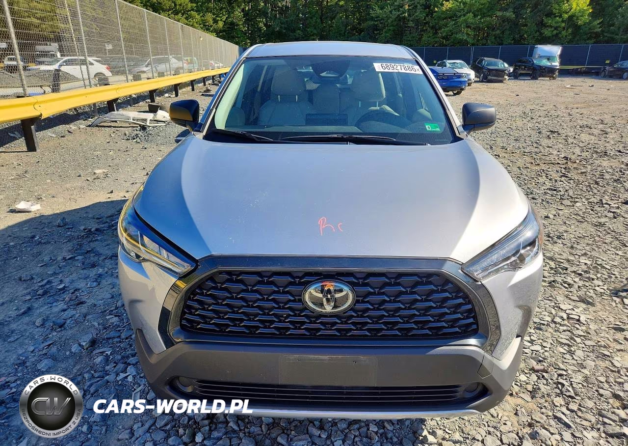 2024 Toyota Corolla Cross L VIN:7MUAAAAG2RV093784 - 5