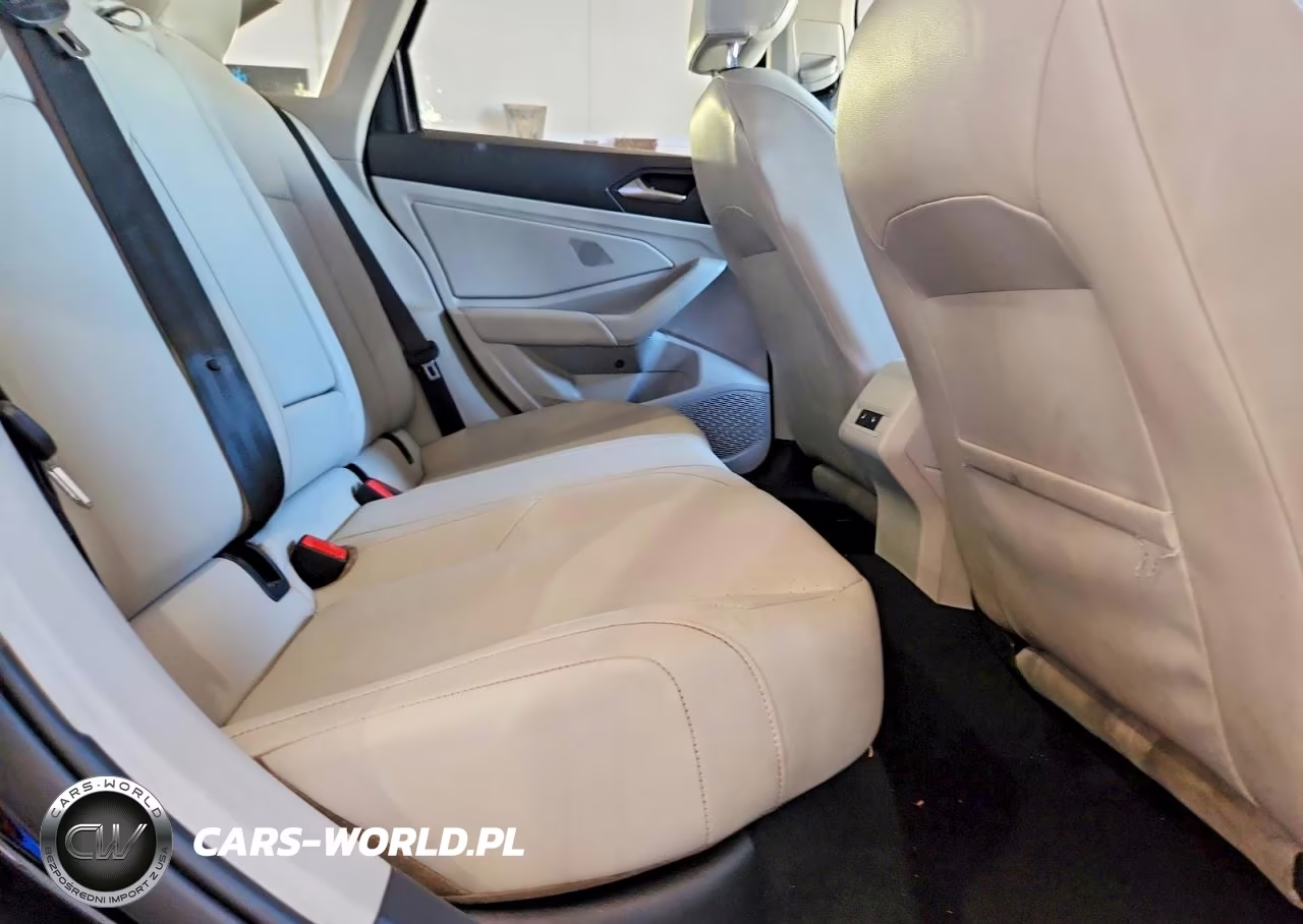 2019 Volkswagen Jetta S VIN:3VWC57BU2KM142841 - 10