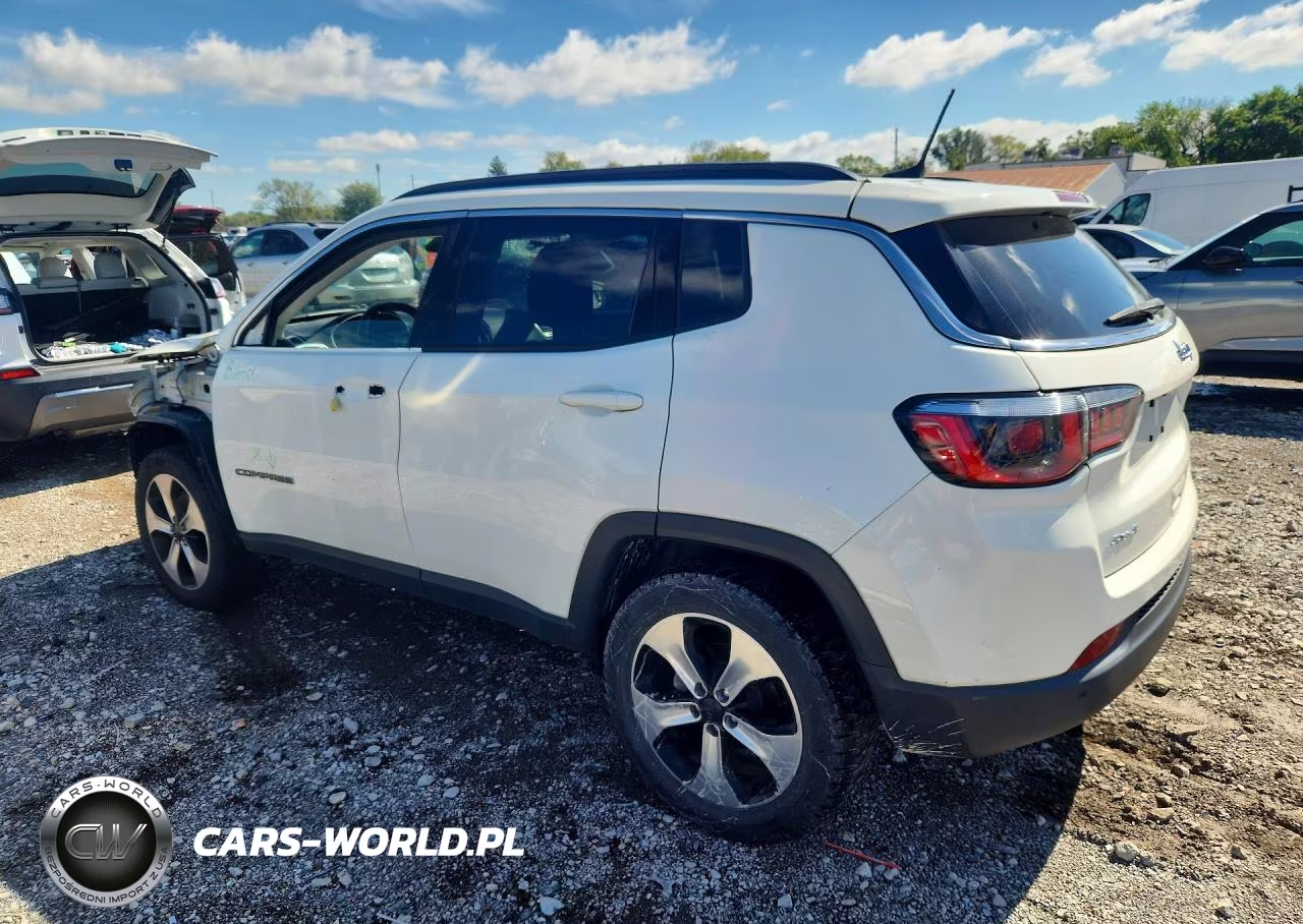 2018 Jeep Compass Latitude VIN:3C4NJDBB0JT179153 - 2