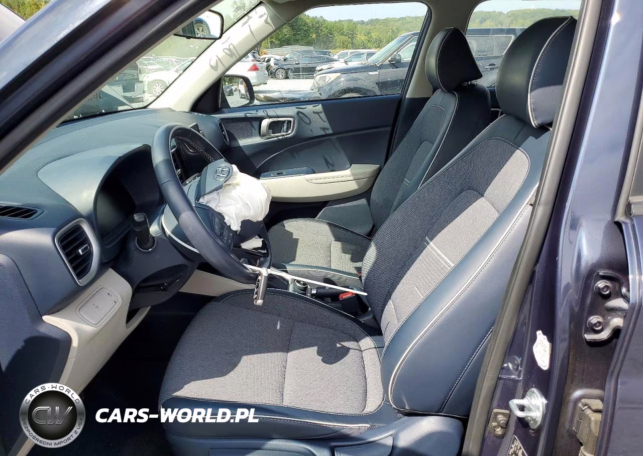 2024 Hyundai Venue Limited VIN:KMHRC8A35RU341823 - 7