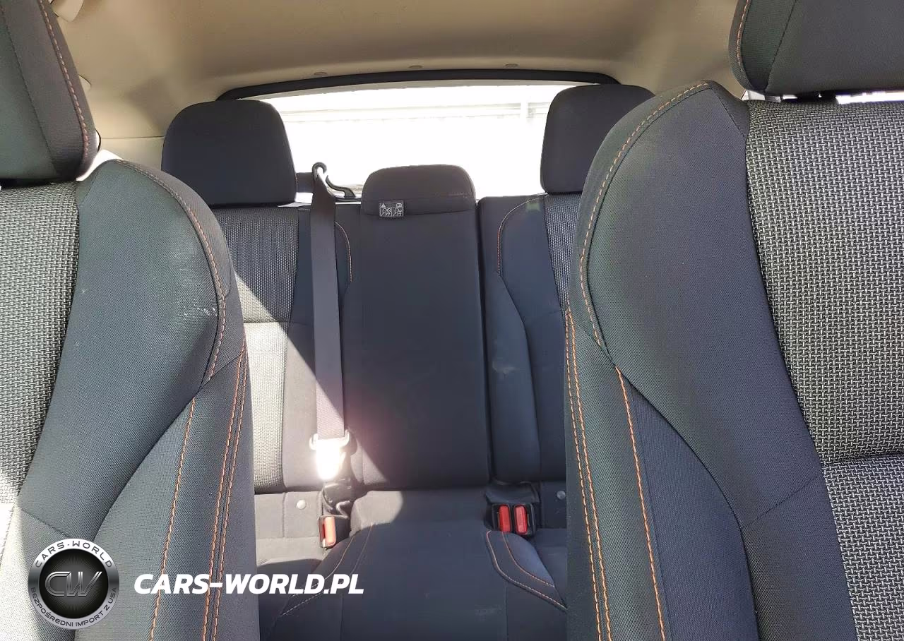 2021 Subaru Crosstrek Premium VIN:JF2GTAEC4M8286622 - 10