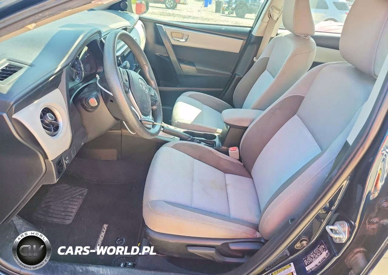 2018 Toyota Corolla Le VIN:5YFBURHE6JP819829 - 7