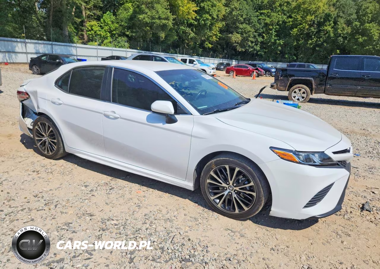 2018 Toyota Camry Se VIN:4T1B11HK1JU639513 - 4