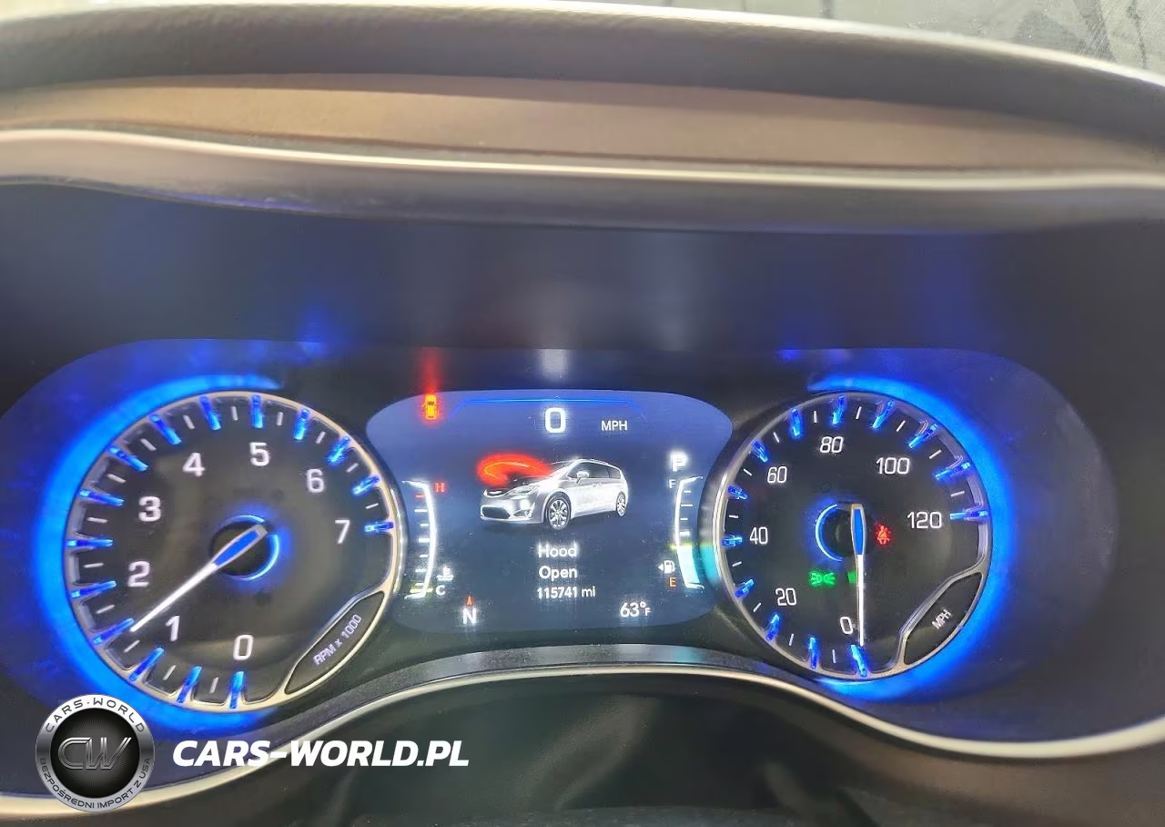 2017 Chrysler Pacifica Touring L Plus VIN:2C4RC1EG5HR729493 - 9
