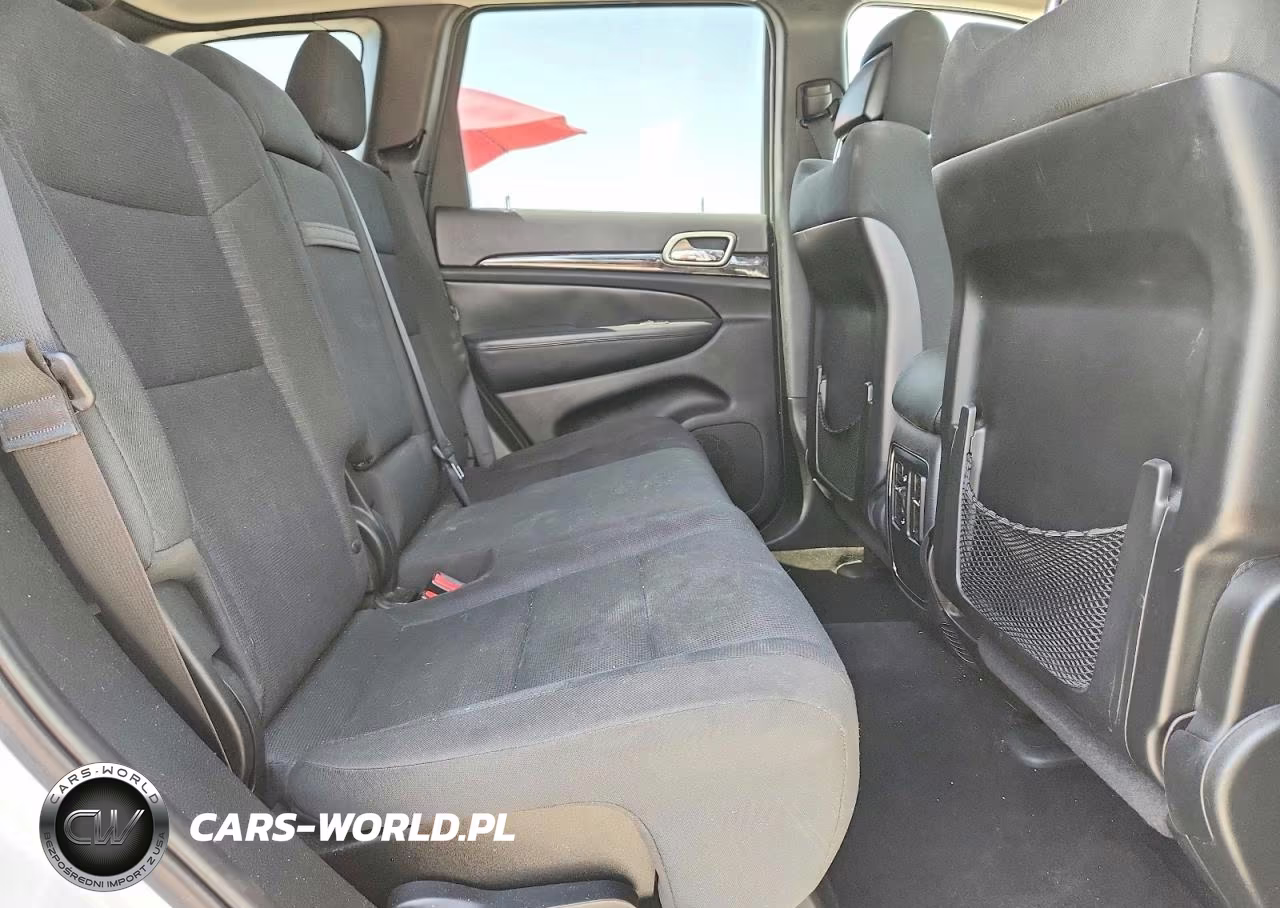 2013 Jeep Grand Cherokee Laredo VIN:1C4RJEAG2DC558367 - 11