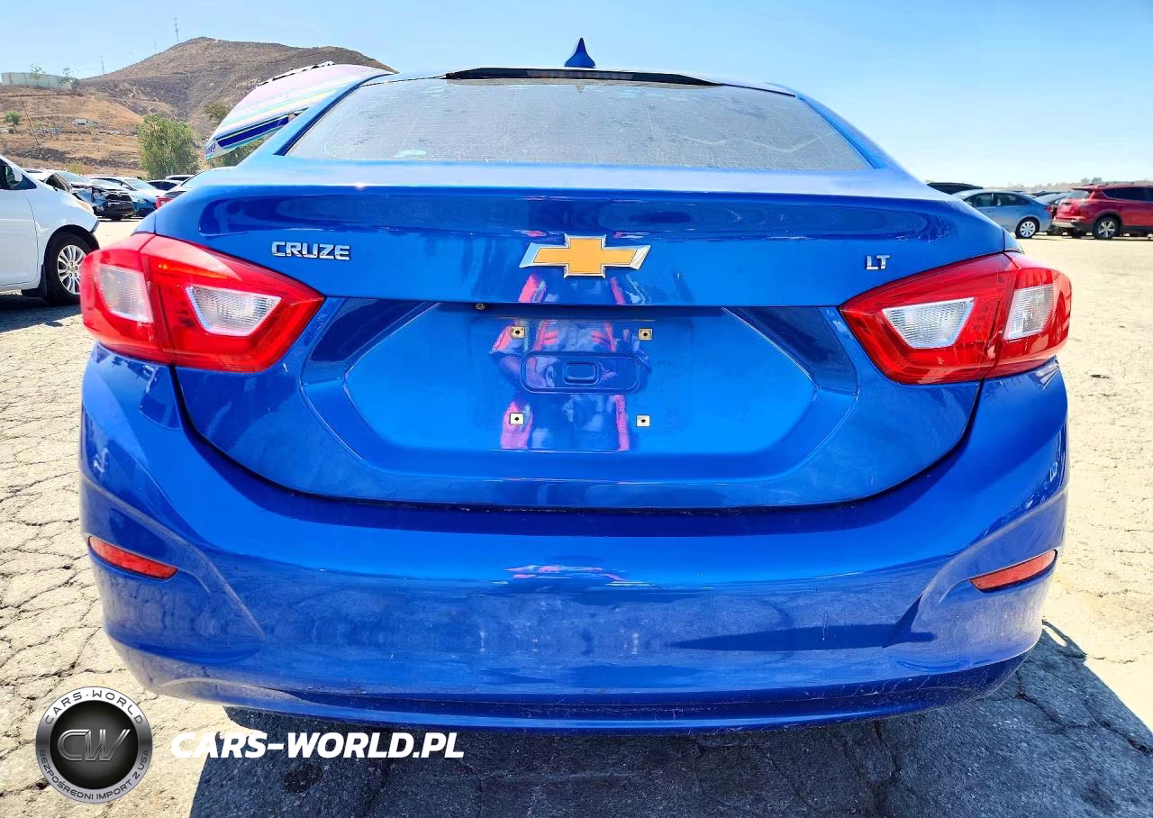 2017 Chevrolet Cruze Lt VIN:1G1BE5SM9H7101704 - 6