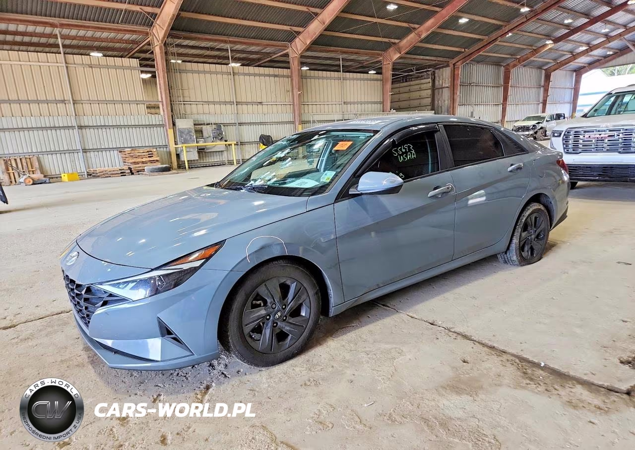 2022 Hyundai Elantra Sel