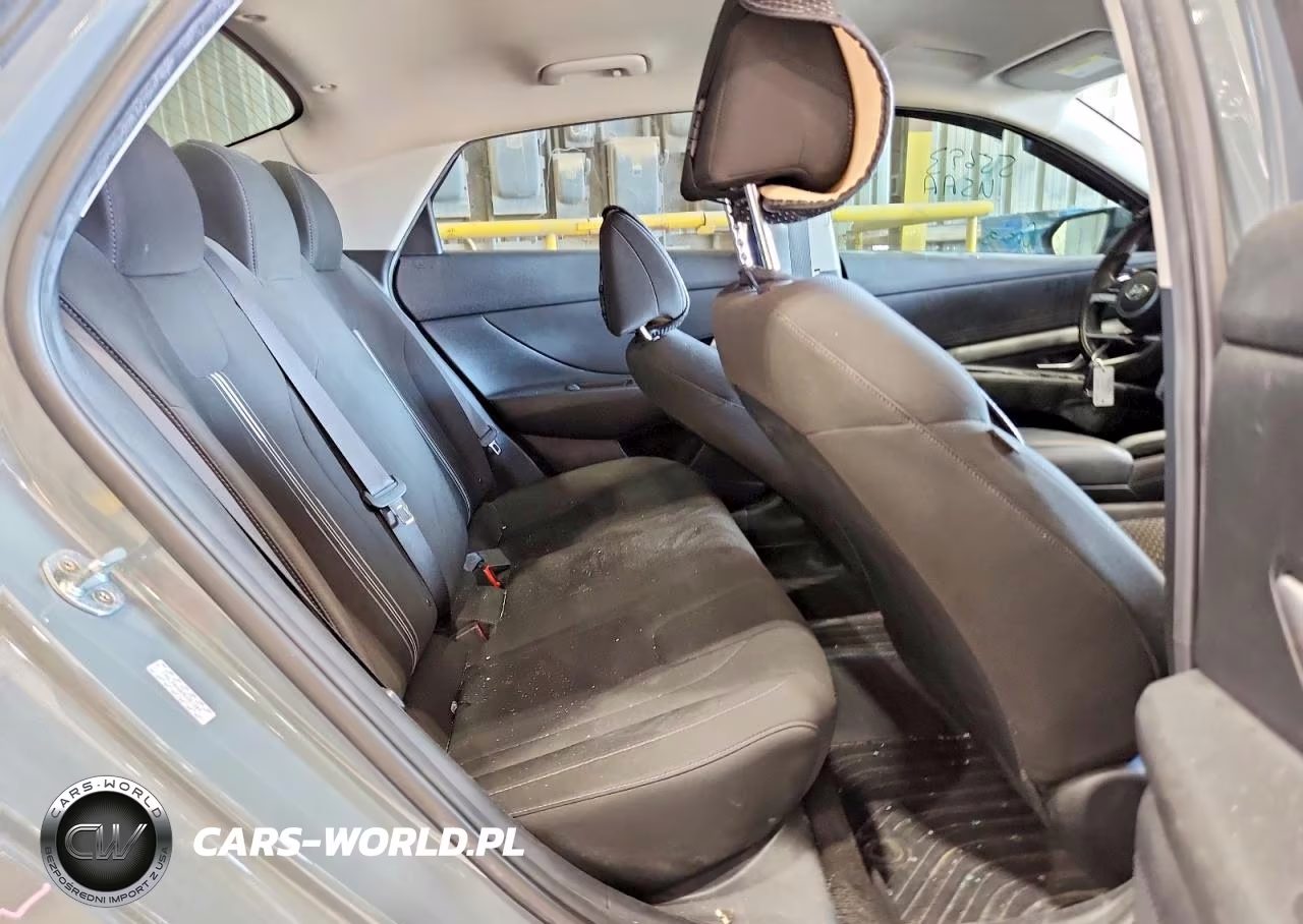 2022 Hyundai Elantra Sel VIN:KMHLM4AG6NU361264 - 10