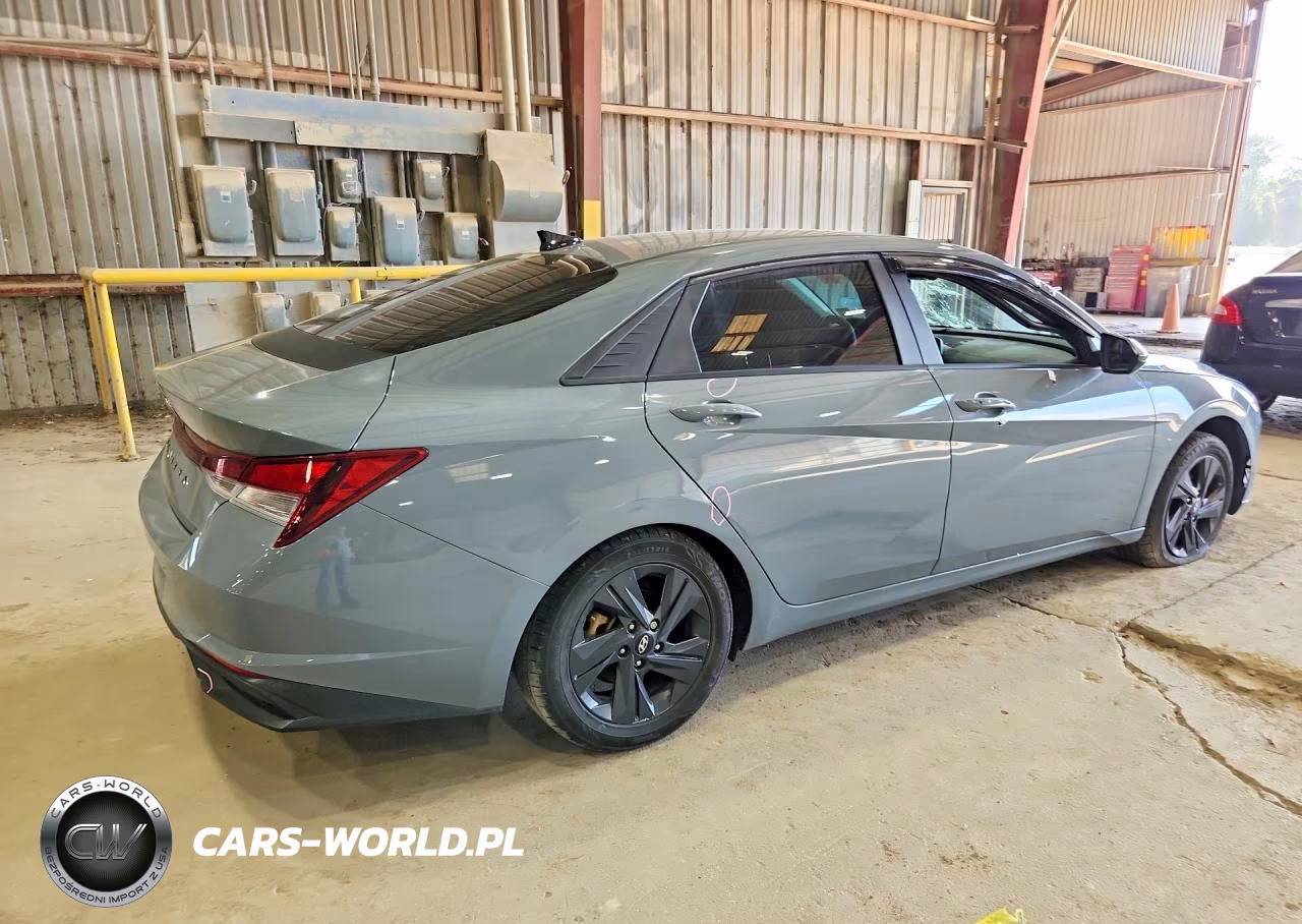 2022 Hyundai Elantra Sel VIN:KMHLM4AG6NU361264 - 3