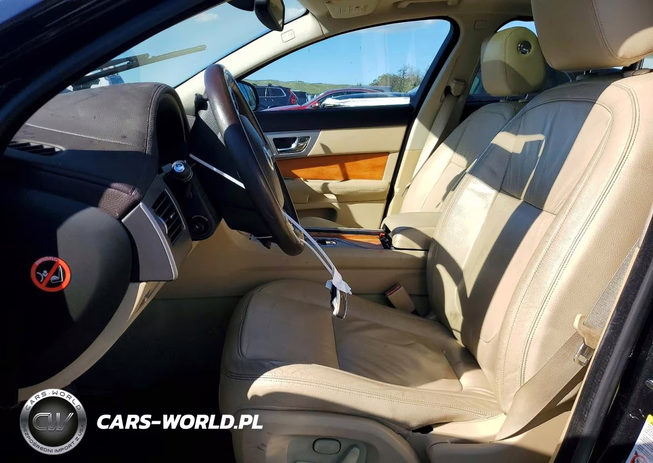 2010 Jaguar Xf Luxury VIN:SAJWA0FA0AHR62536 - 7