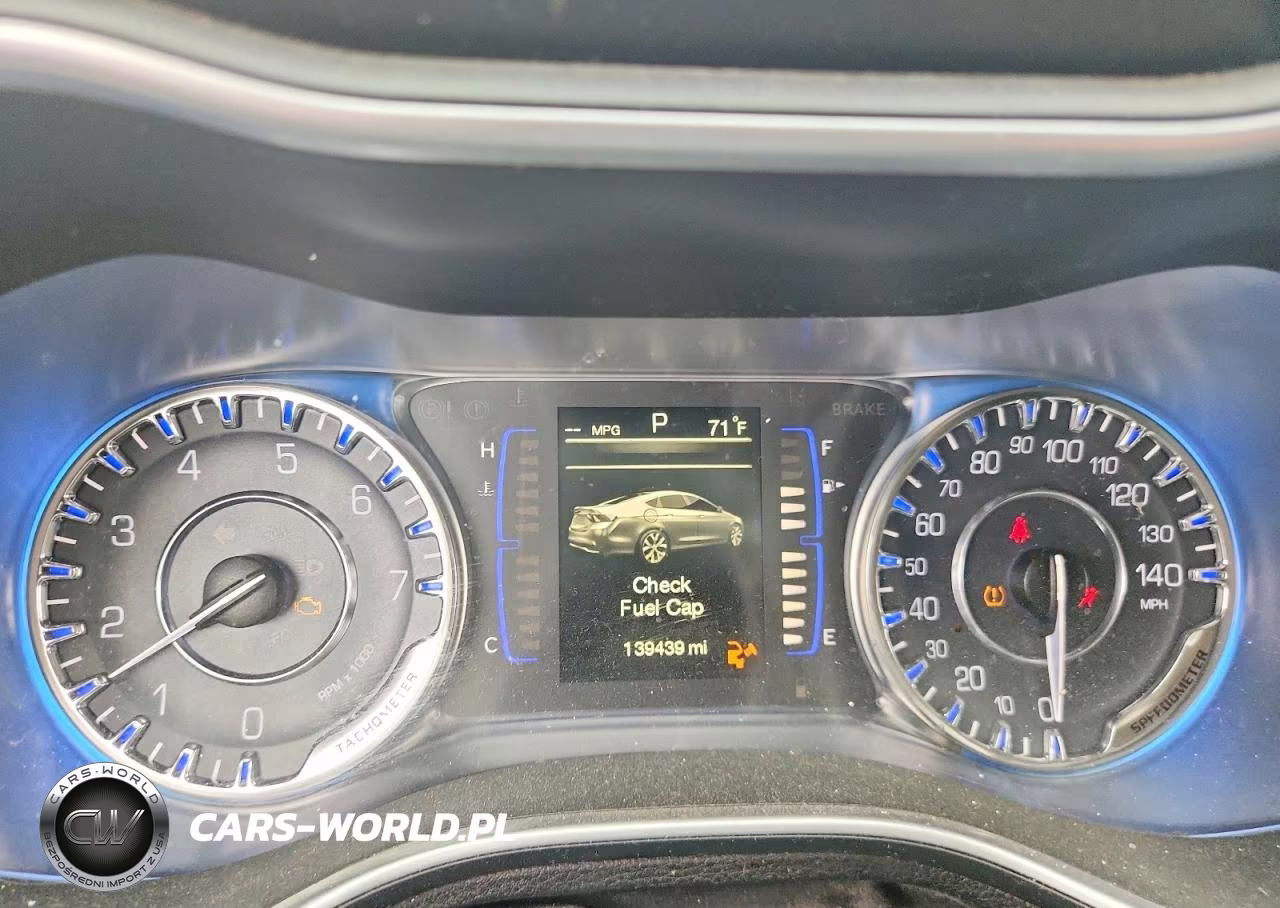 2015 Chrysler 200 Limited VIN:1C3CCCAB9FN689686 - 9