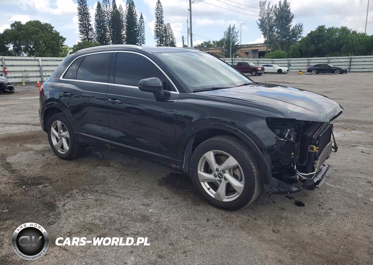 2021 Audi Q3 Premium 40 VIN:WA1AUCF31M1073691 - 4