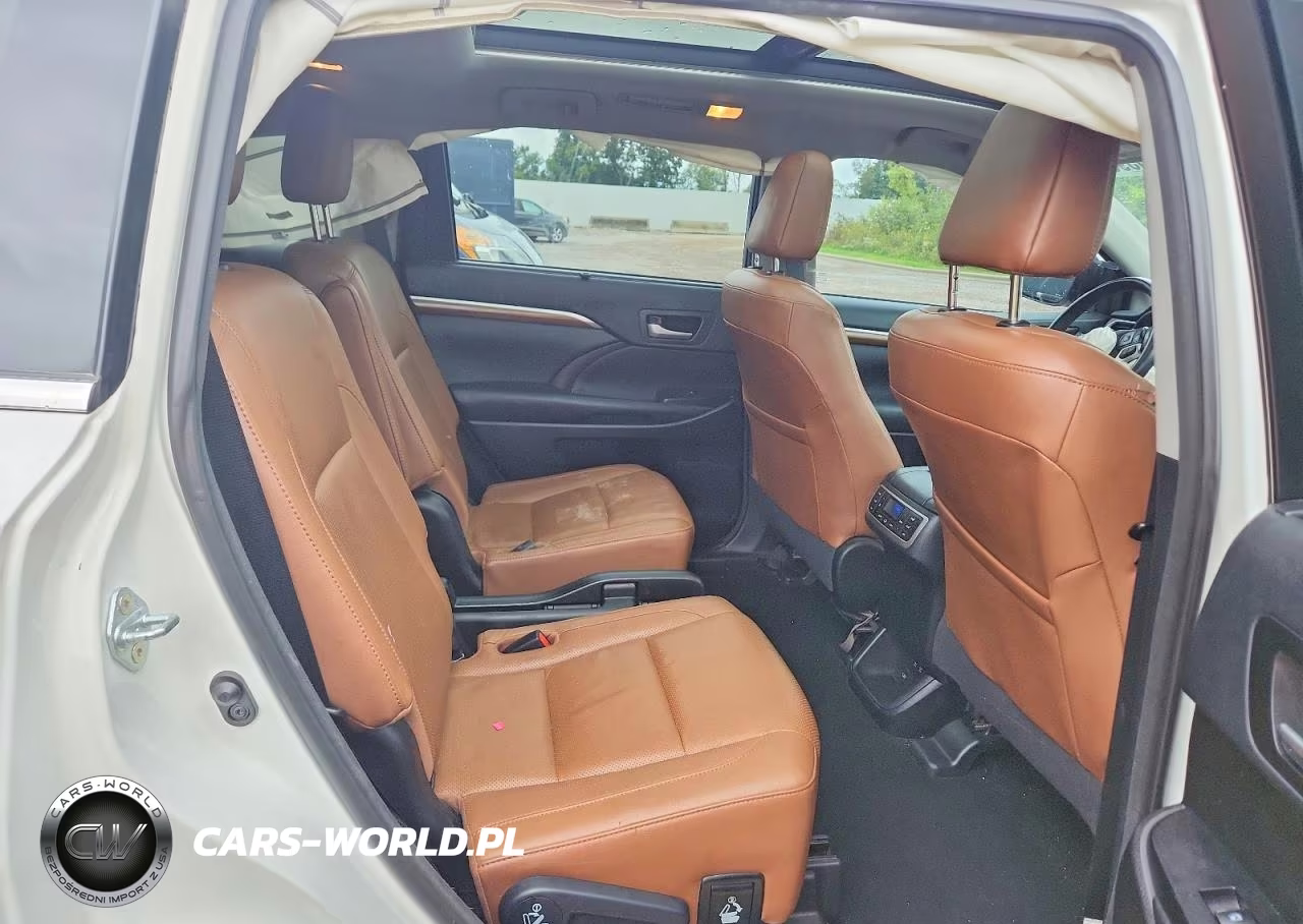 2018 Toyota Highlander Limited VIN:5TDDZRFH2JS832088 - 11