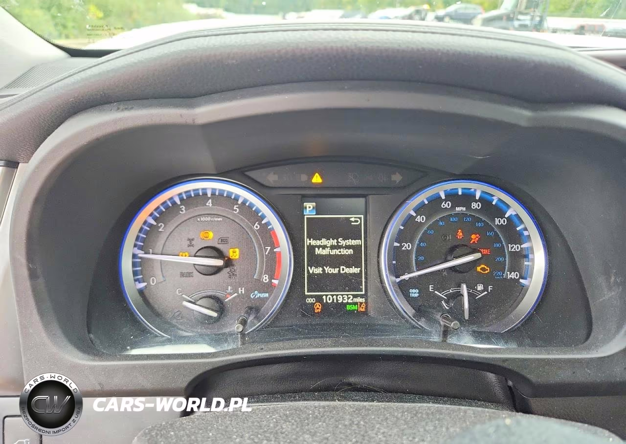 2018 Toyota Highlander Limited VIN:5TDDZRFH2JS832088 - 9