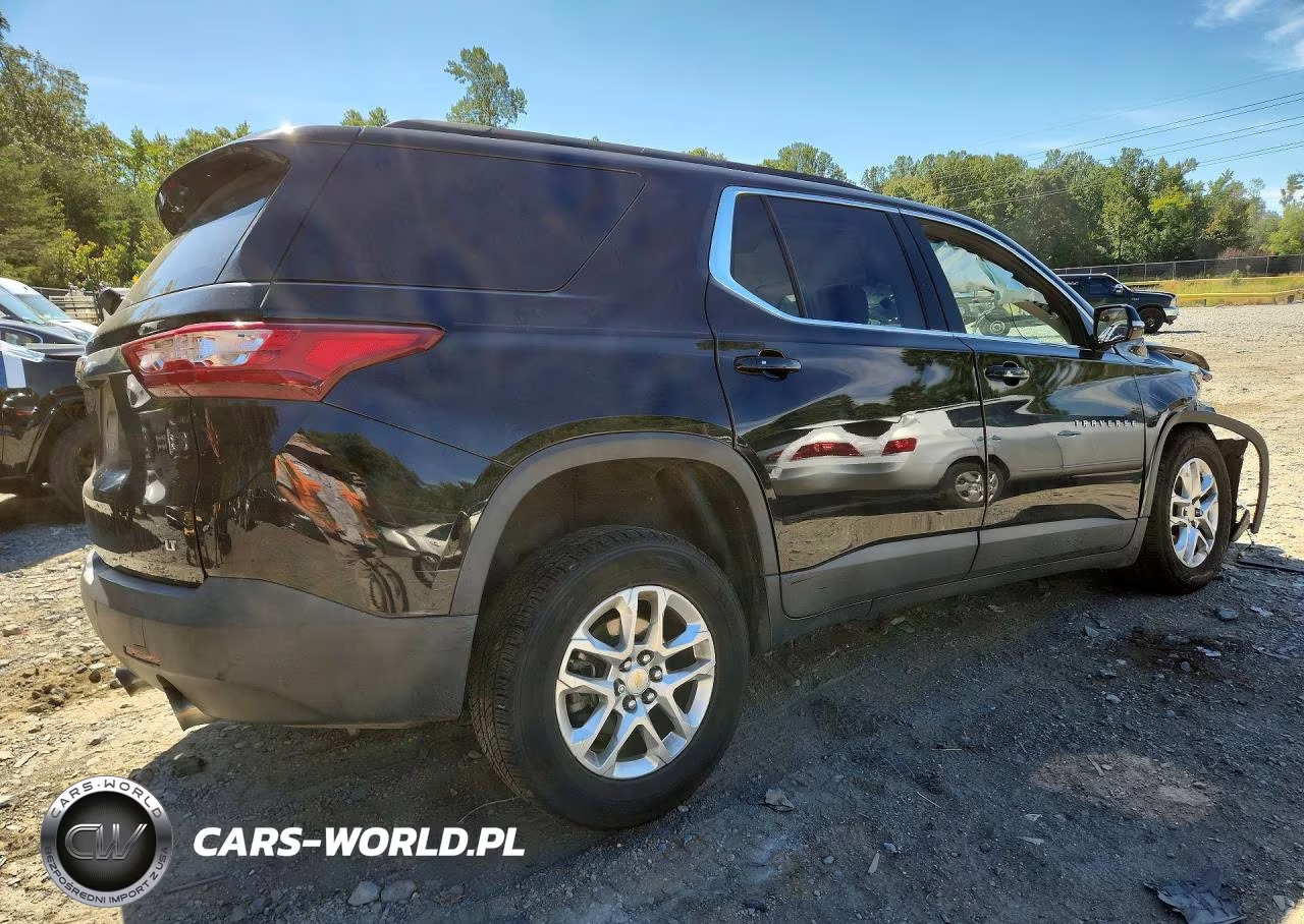 2020 Chevrolet Traverse Lt VIN:1GNERGKW9LJ256374 - 3