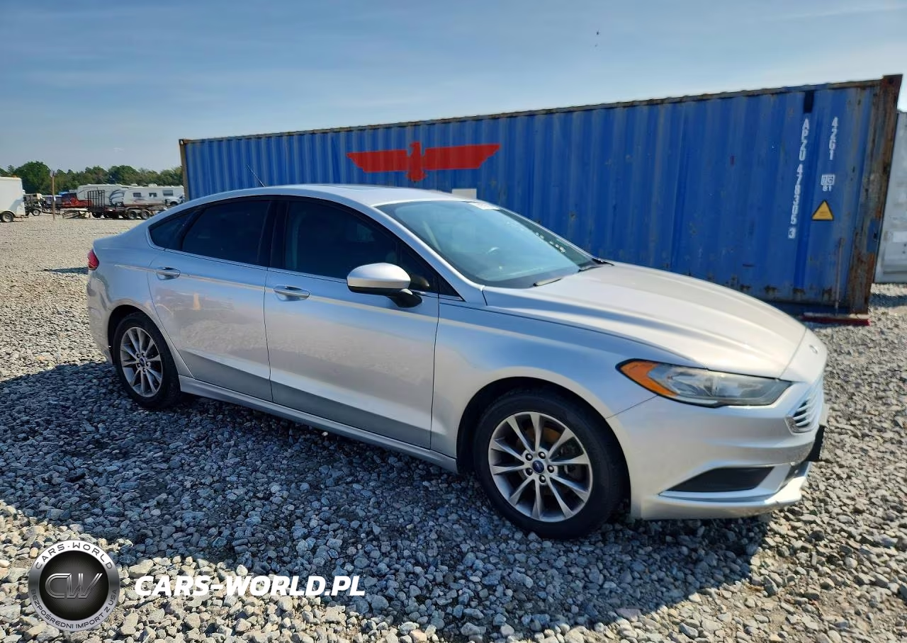 2017 Ford Fusion Se VIN:3FA6P0H75HR211932 - 4