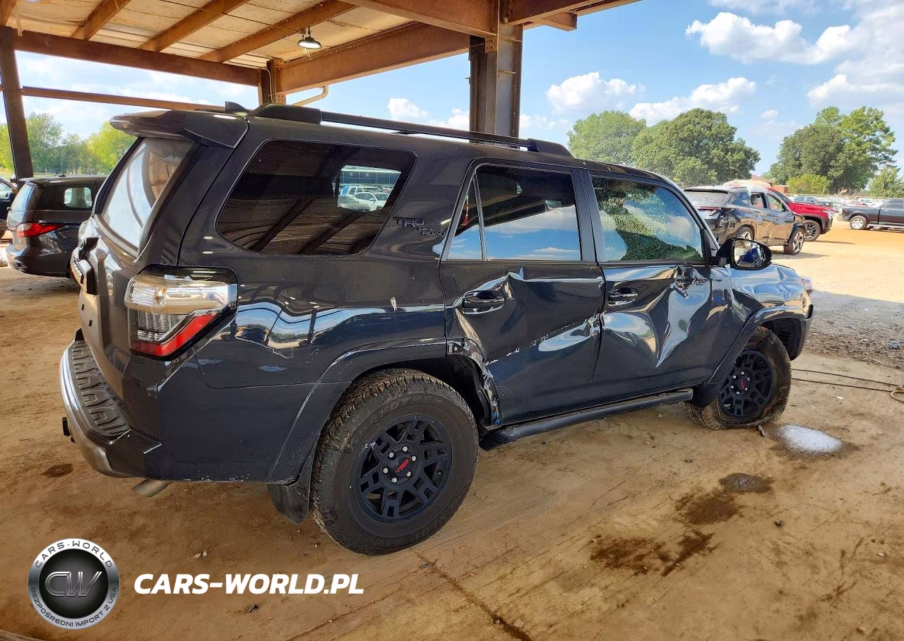 2024 Toyota 4Runner Trd Off-Road Premium VIN:JTERU5JR6R6299926 - 3