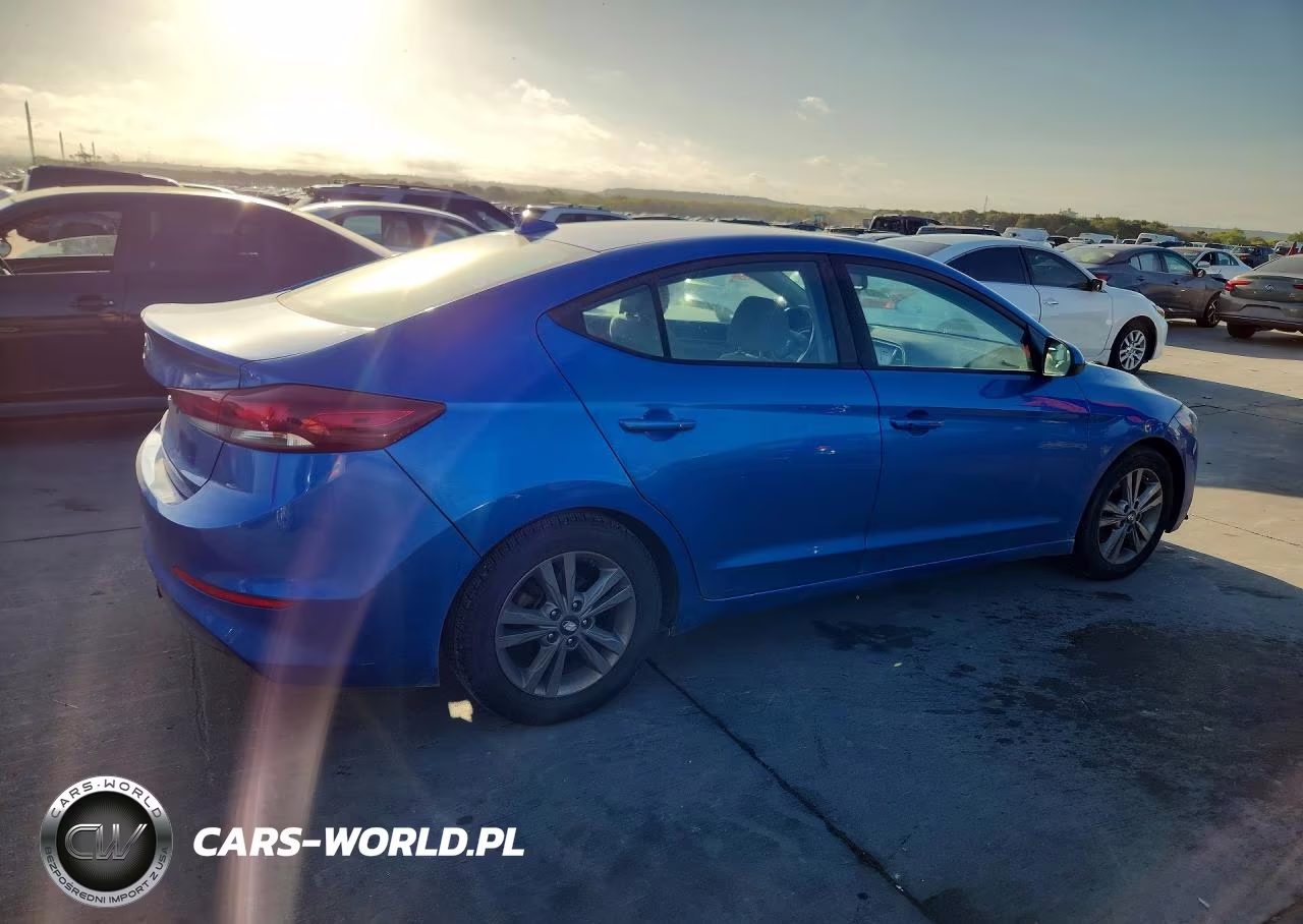 2018 Hyundai Elantra Value Edition VIN:5NPD84LF5JH354277 - 3