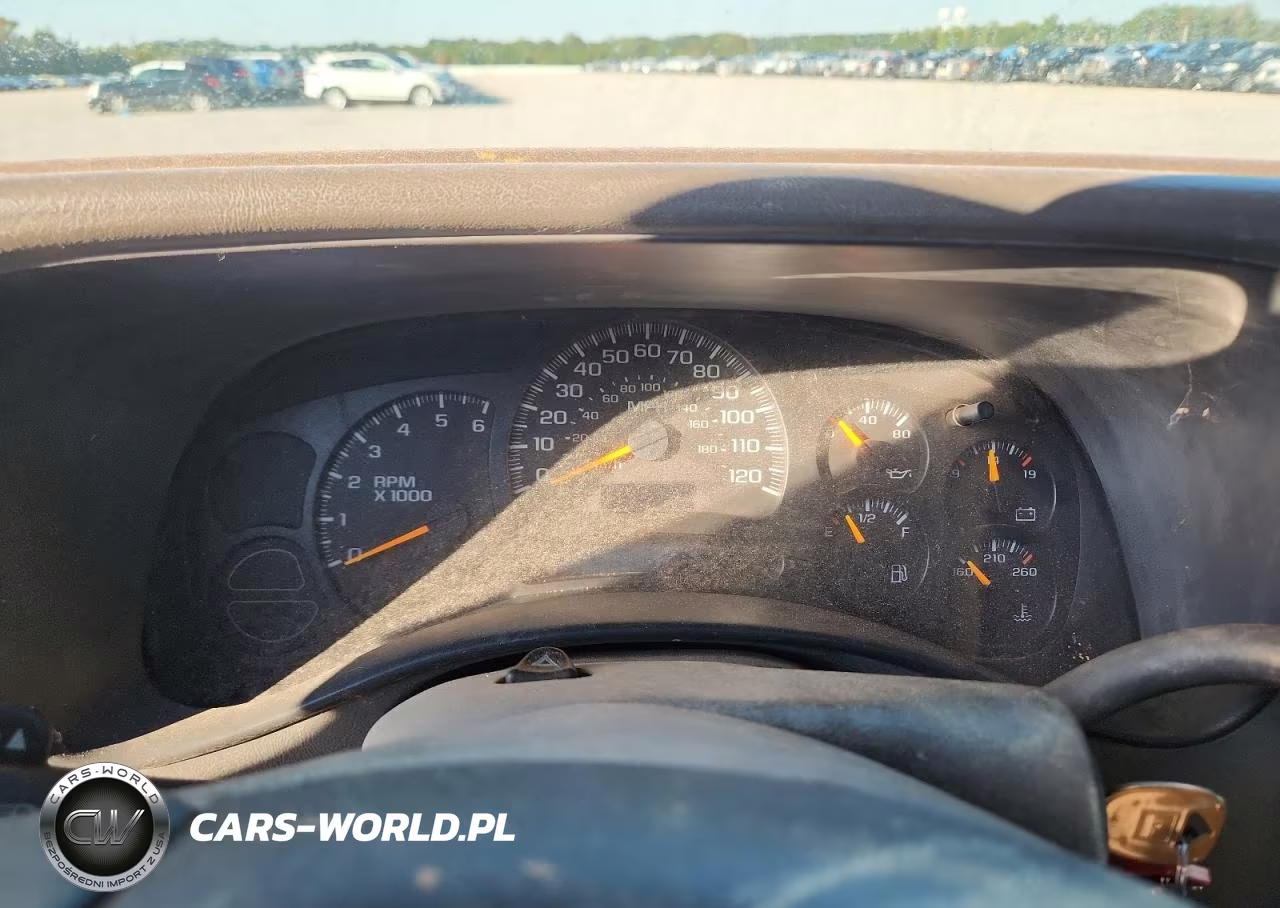 2004 Chevrolet Silverado K1500 VIN:1GCEK19T34E120502 - 9