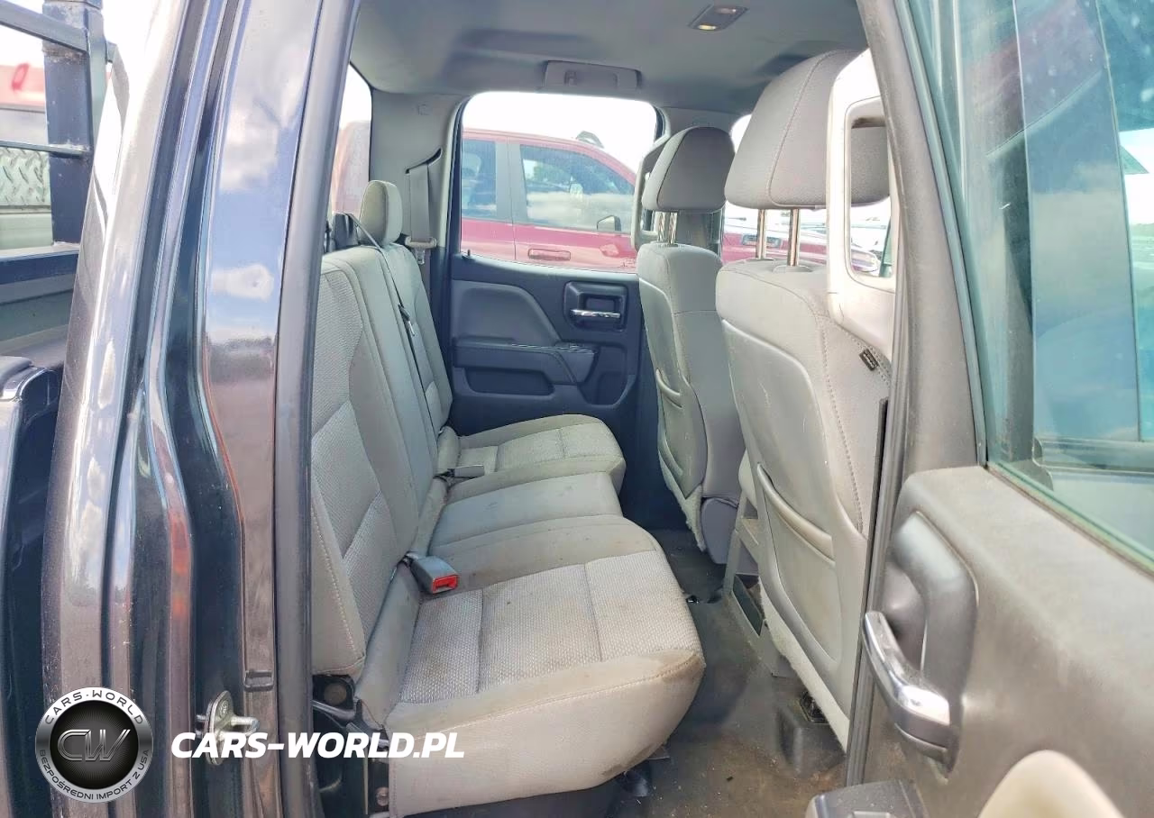 2015 Chevrolet Silverado C3500 VIN:1GC5CYEG8FZ548236 - 10