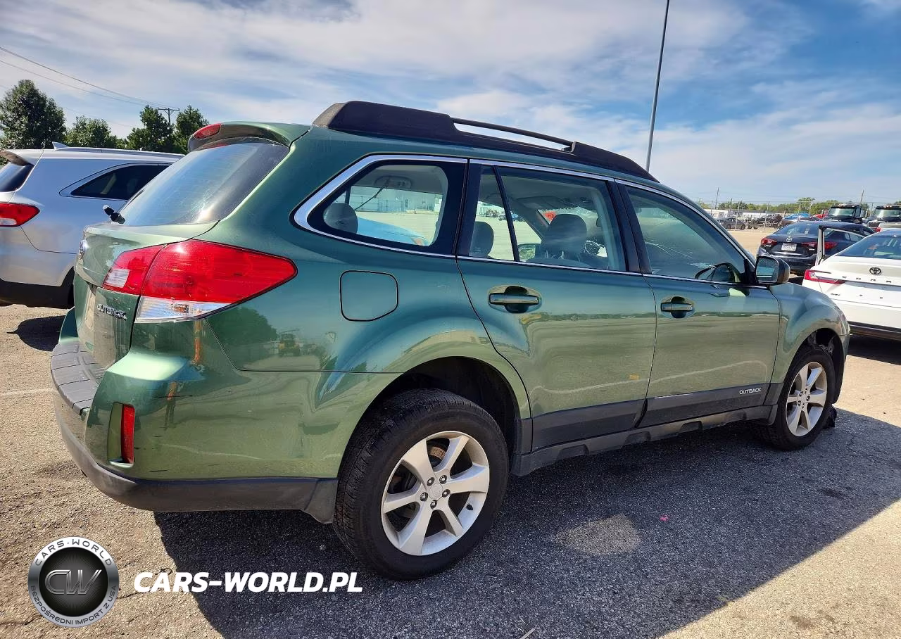 2014 Subaru Outback 2.5I VIN:4S4BRCAC1E3303010 - 3