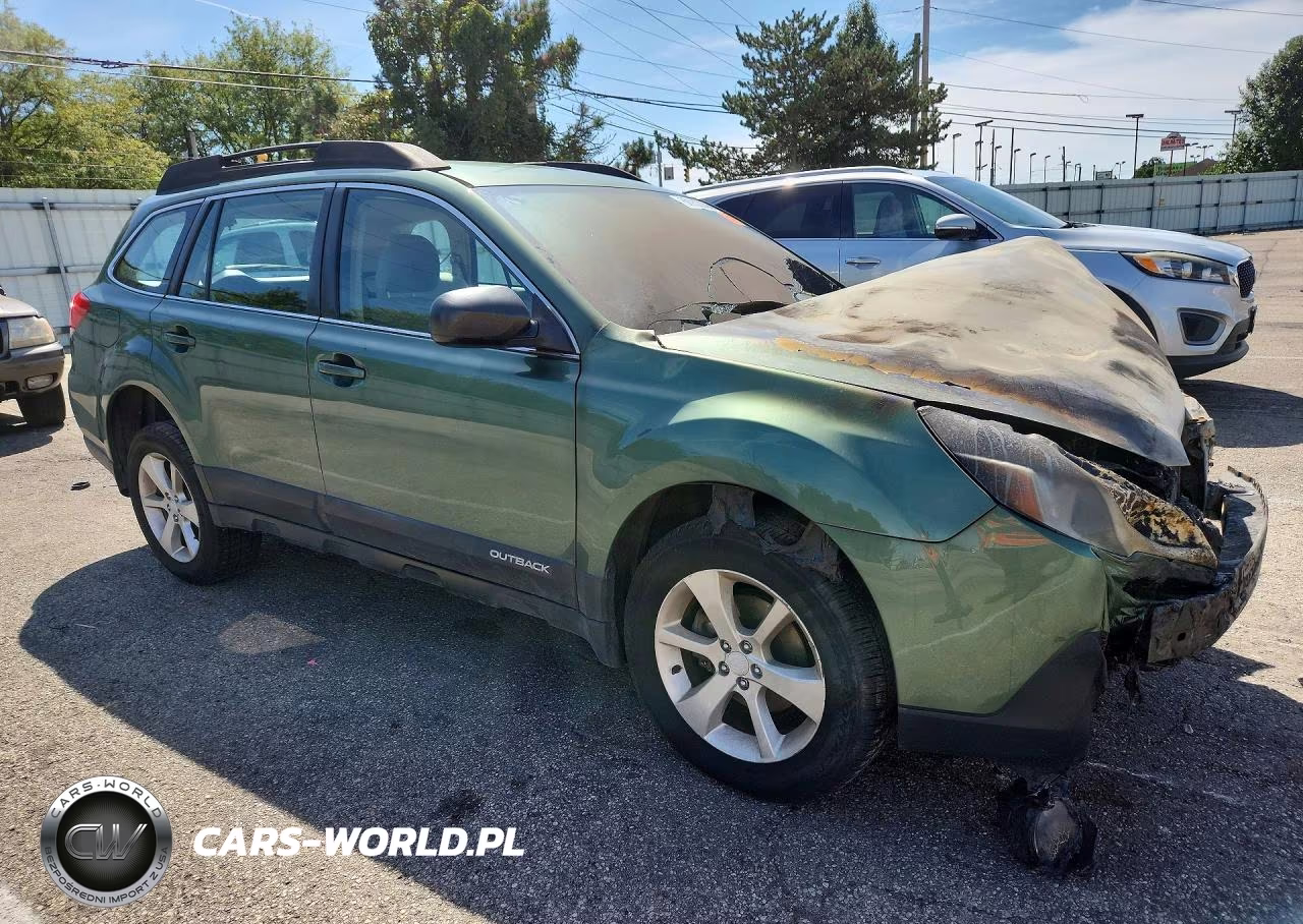 2014 Subaru Outback 2.5I VIN:4S4BRCAC1E3303010 - 4