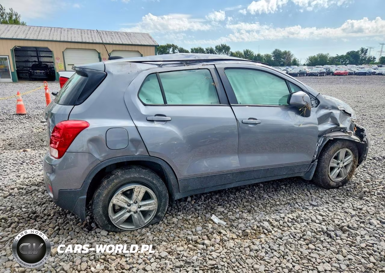 2020 Chevrolet Trax Ls VIN:3GNCJNSBXLL139668 - 3