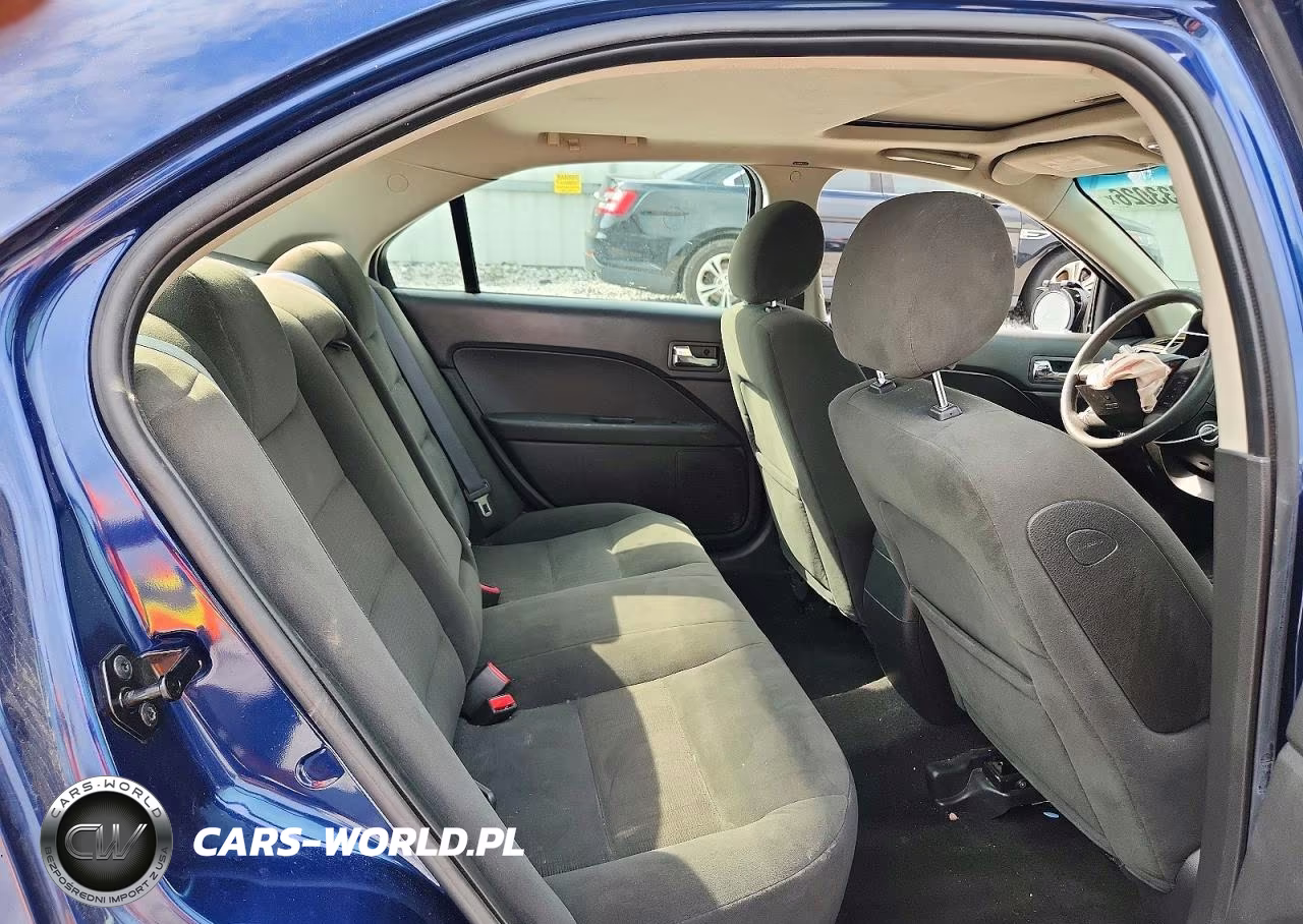2007 Ford Fusion Se VIN:3FAHP07107R121737 - 10