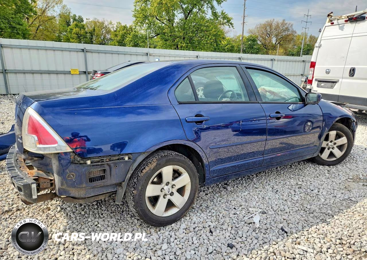 2007 Ford Fusion Se VIN:3FAHP07107R121737 - 3