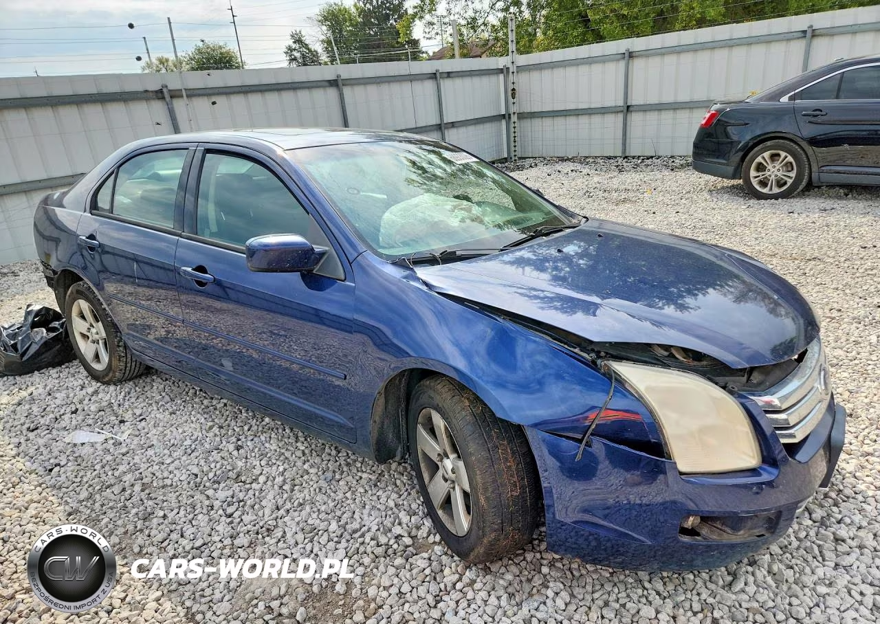2007 Ford Fusion Se VIN:3FAHP07107R121737 - 4