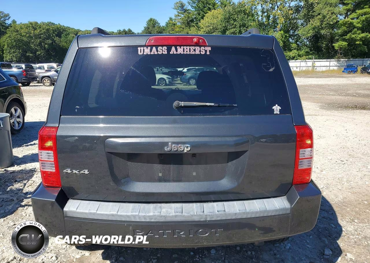 2010 Jeep Patriot Sport VIN:1J4NF1GBXAD646099 - 6