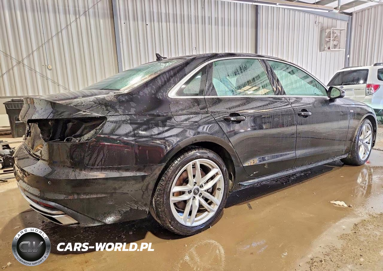 2022 Audi A4 Premium Plus 45 VIN:WAUEAAF41NN004276 - 3
