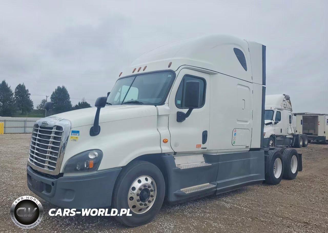 2017 Freightliner Cascadia 125 Semi Truck