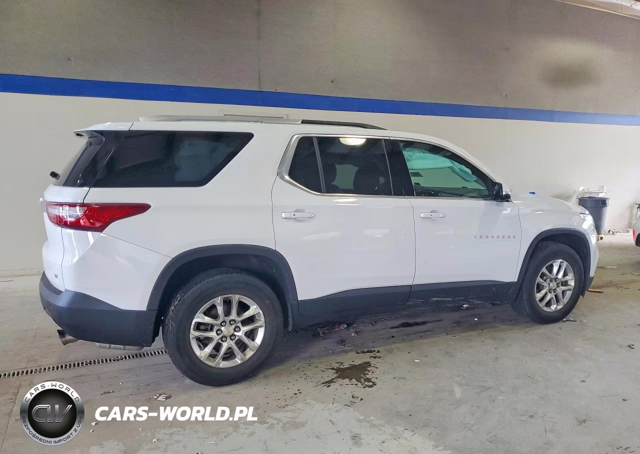 2018 Chevrolet Traverse Lt VIN:1GNEVGKW6JJ160999 - 3