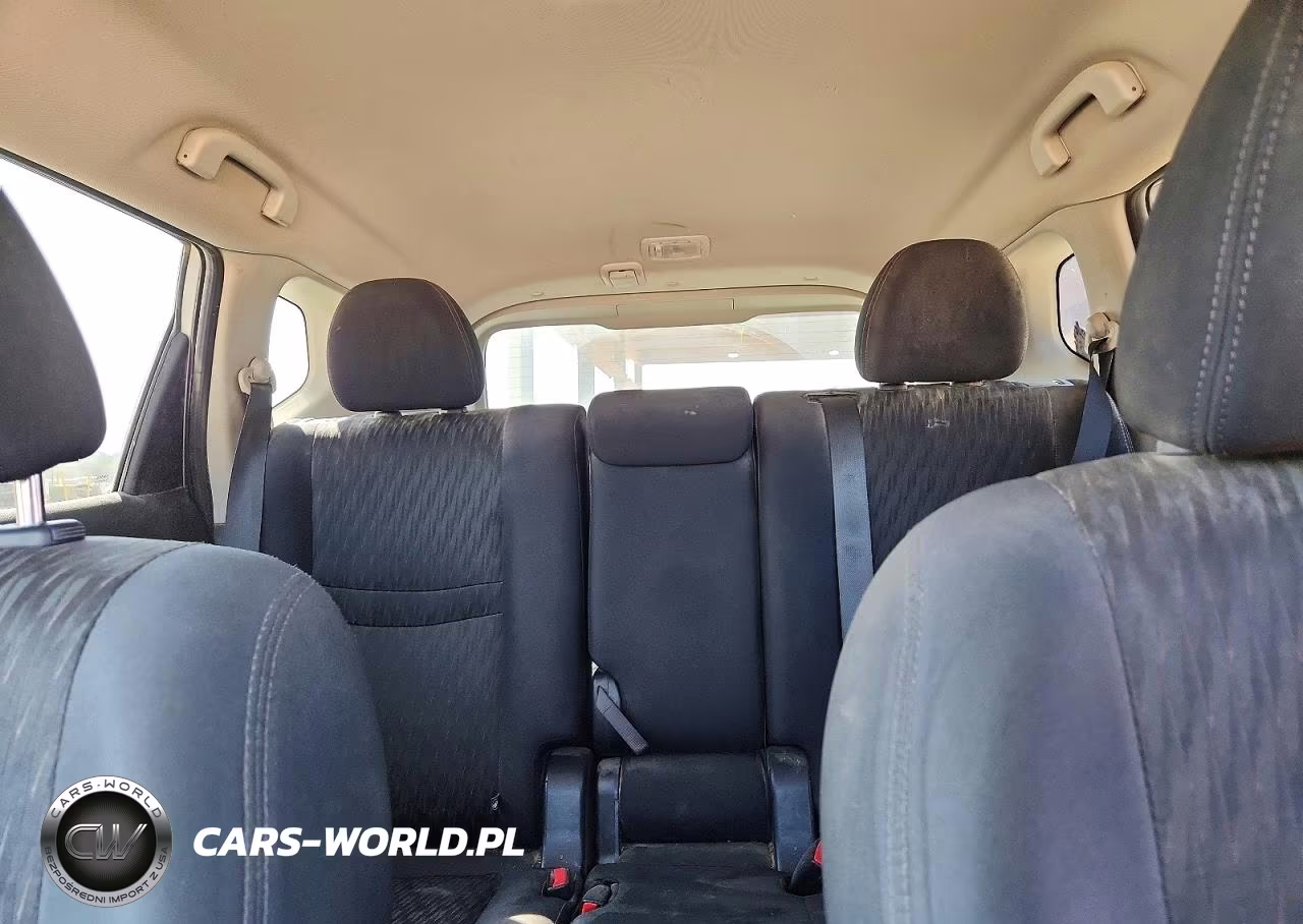 2019 Nissan Rogue Sv VIN:5N1AT2MT7KC704379 - 10