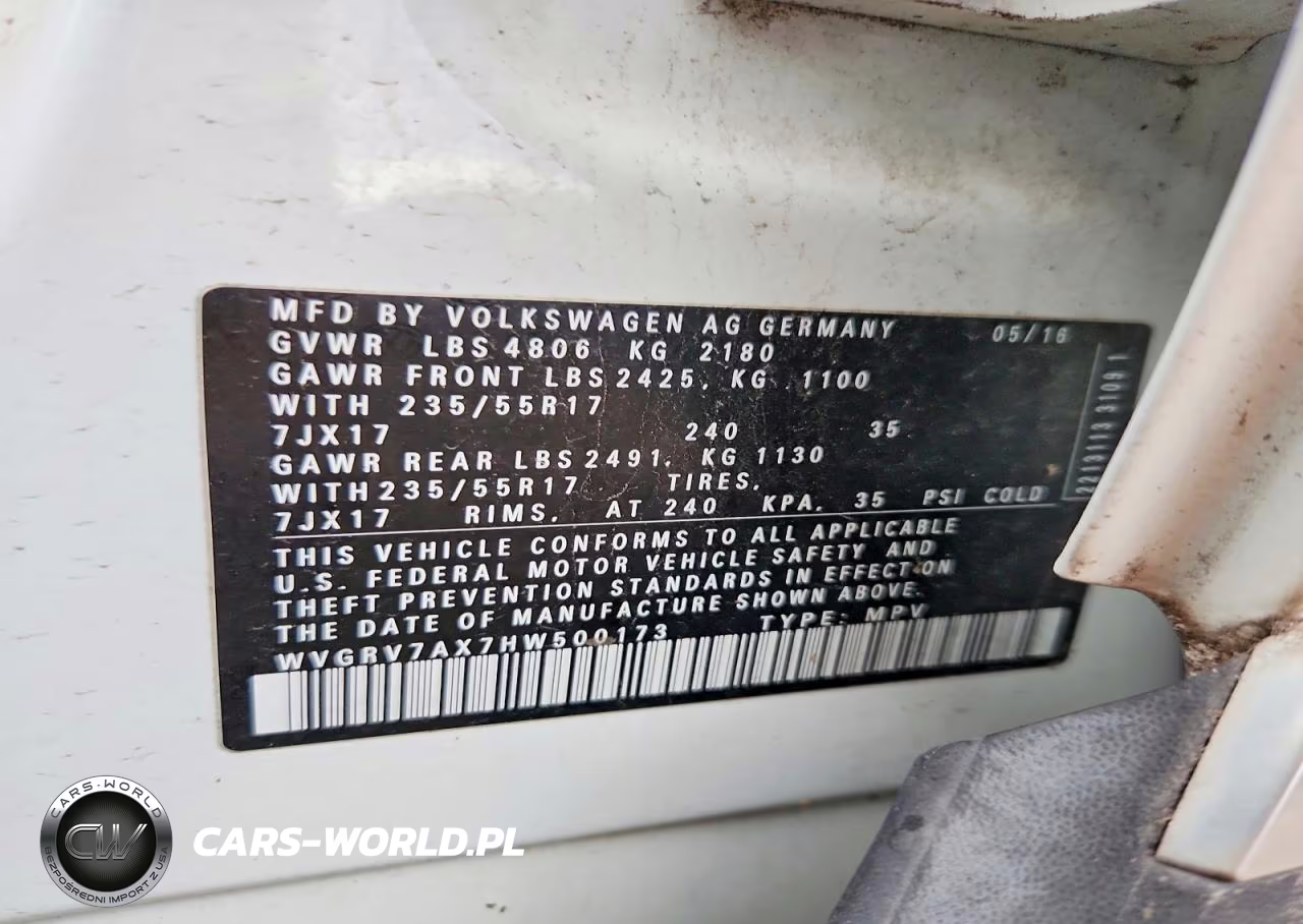 2017 Volkswagen Tiguan Wolfsburg VIN:WVGRV7AX7HW500173 - 12