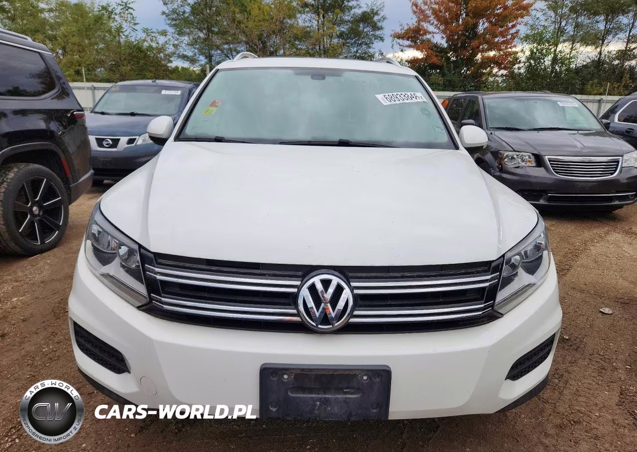 2017 Volkswagen Tiguan Wolfsburg VIN:WVGRV7AX7HW500173 - 5