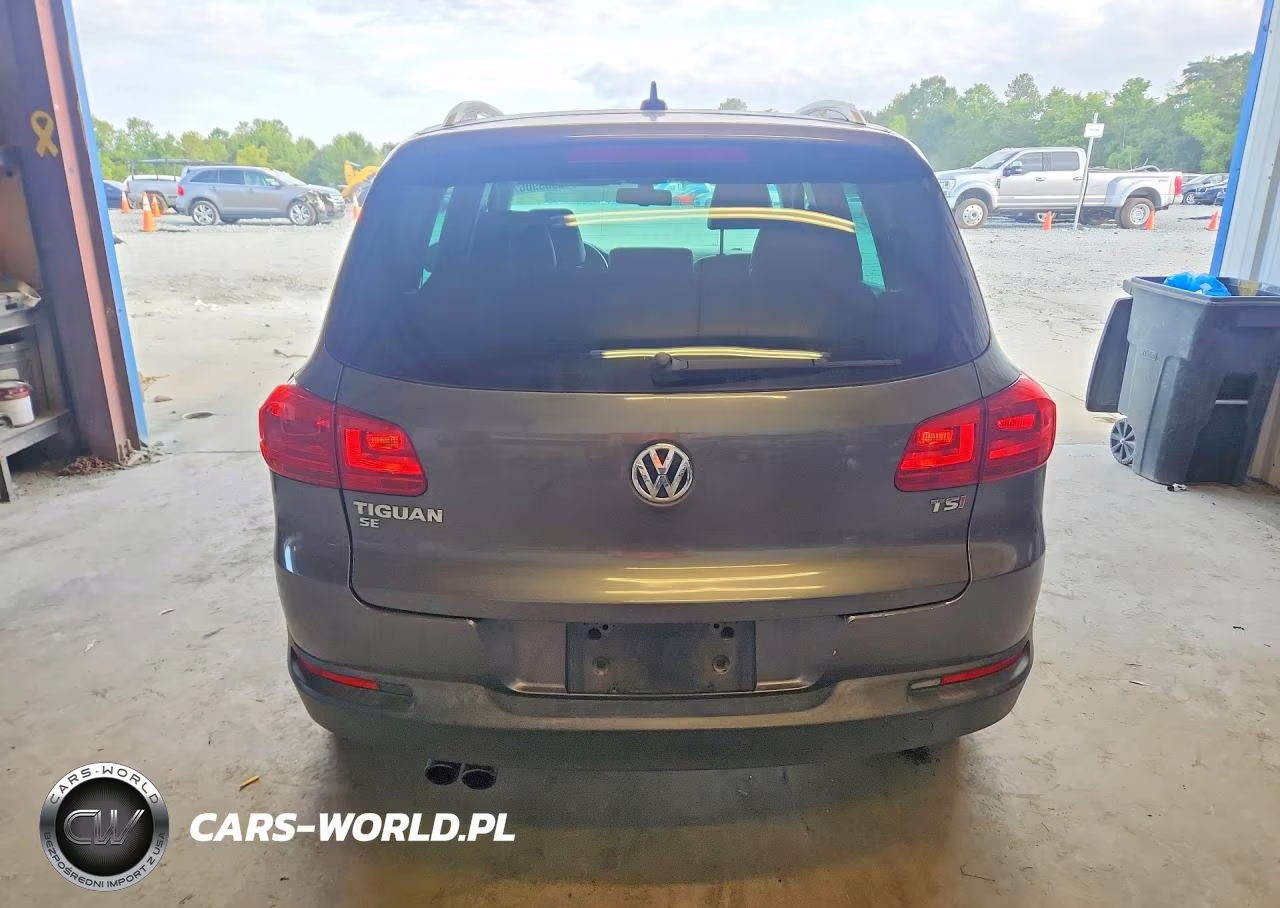 2016 Volkswagen Tiguan S VIN:WVGAV7AX4GW600274 - 6