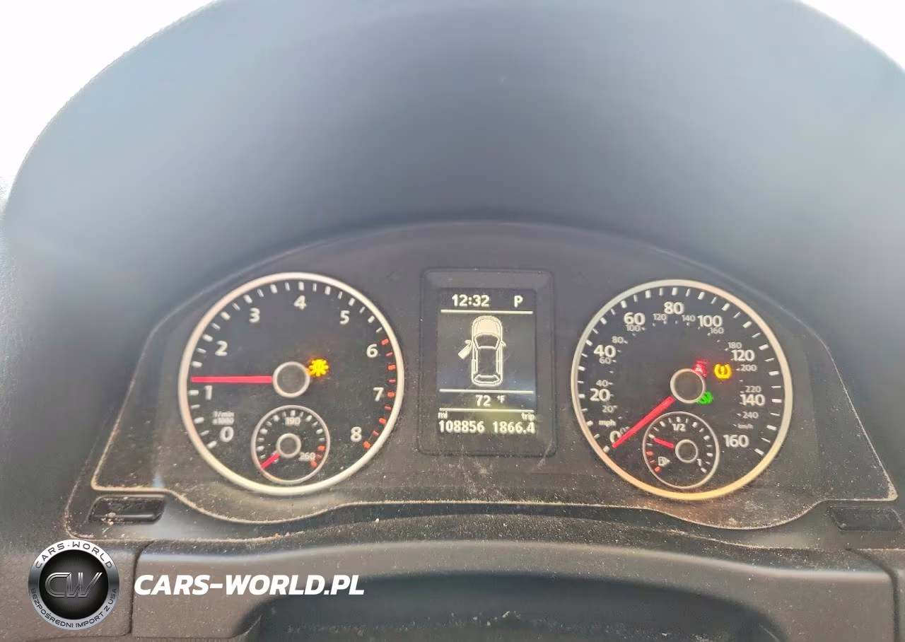 2016 Volkswagen Tiguan S VIN:WVGAV7AX4GW600274 - 9