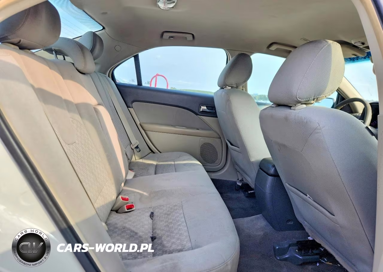 2012 Ford Fusion Se VIN:3FAHP0HA8CR193942 - 10