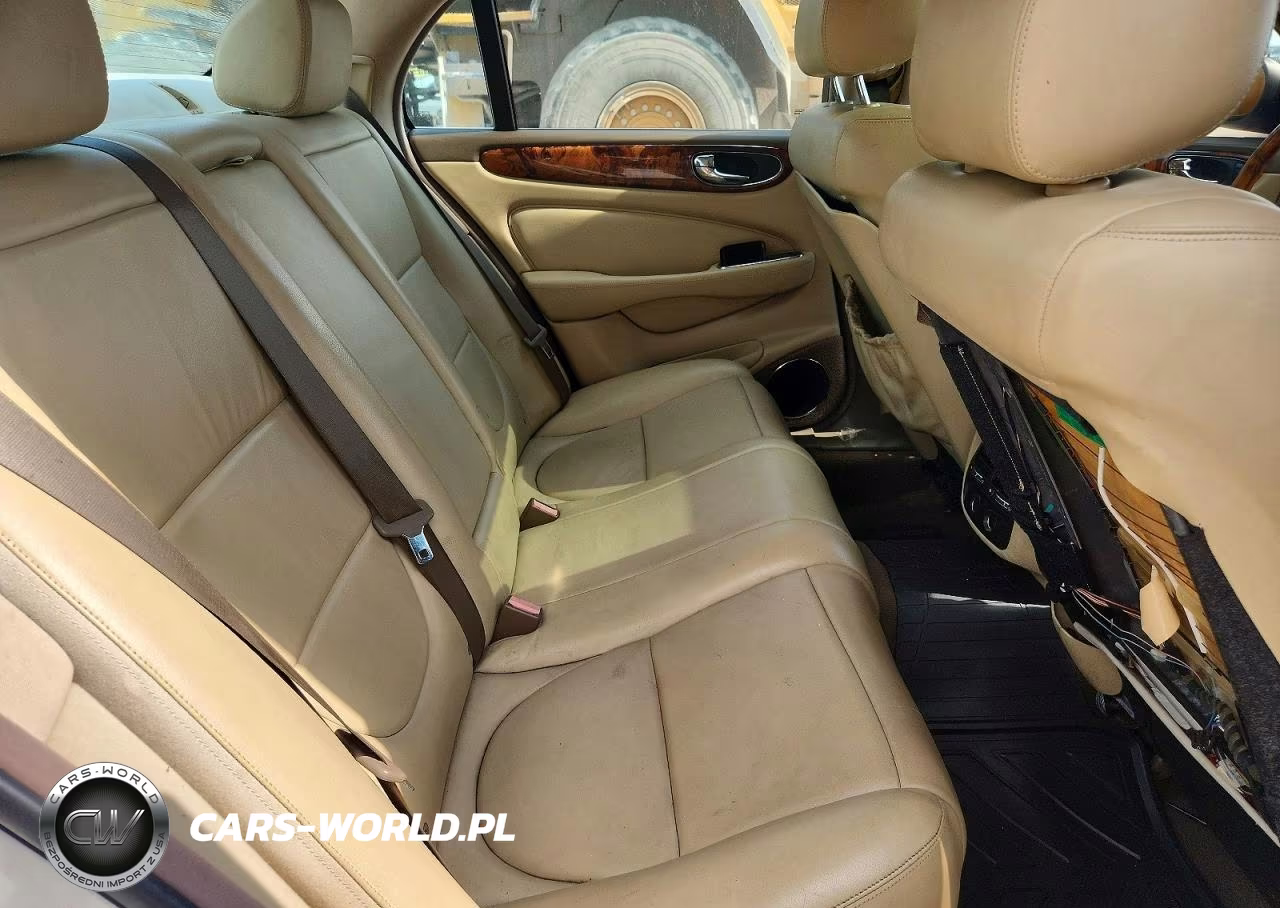 2006 Jaguar Xj8 VIN:SAJWA71B16SH03575 - 10