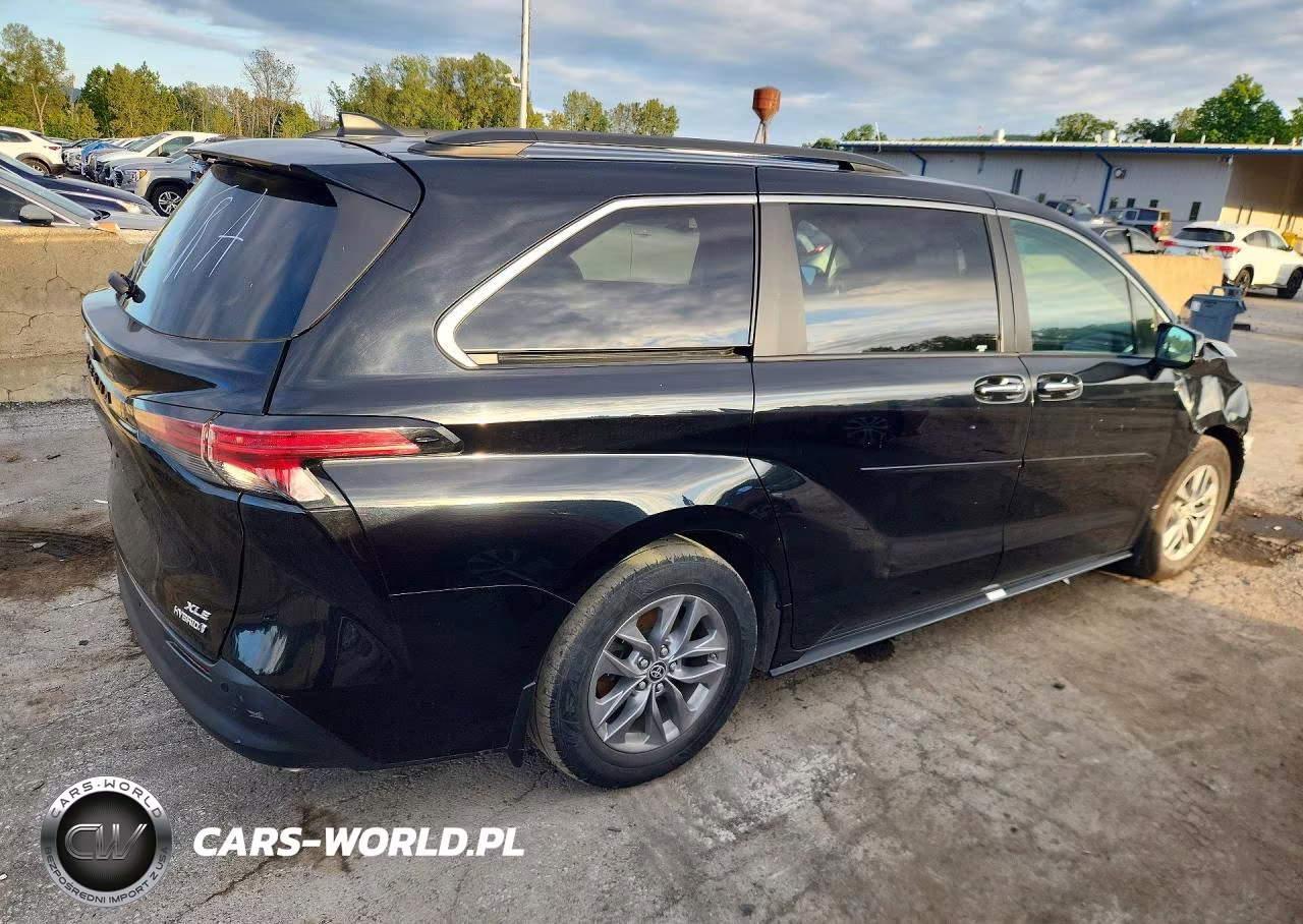 2022 Toyota Sienna Xle VIN:5TDJSKFC2NS068140 - 3