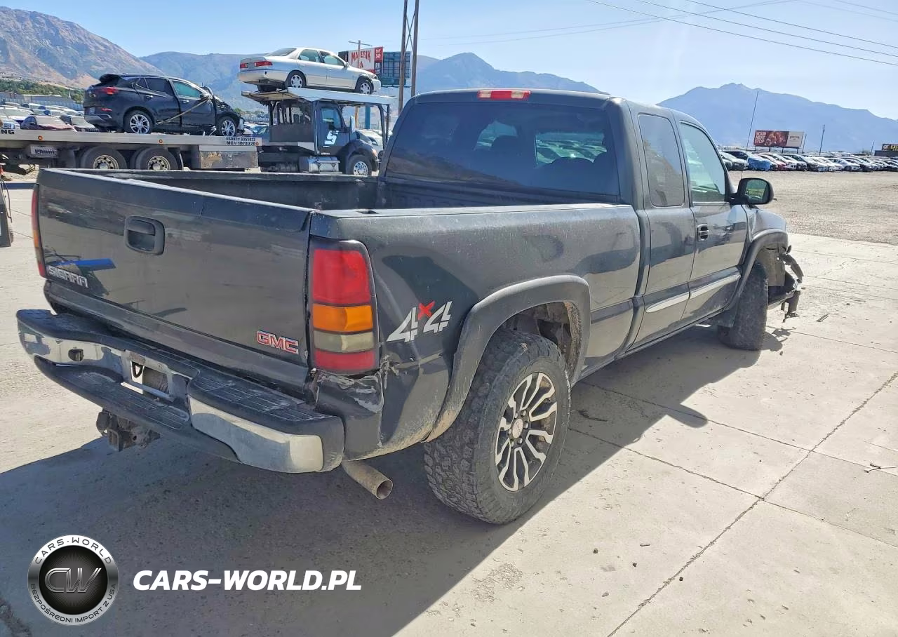 2005 GMC New Sierra K1500 VIN:2GTEK19B251296984 - 3