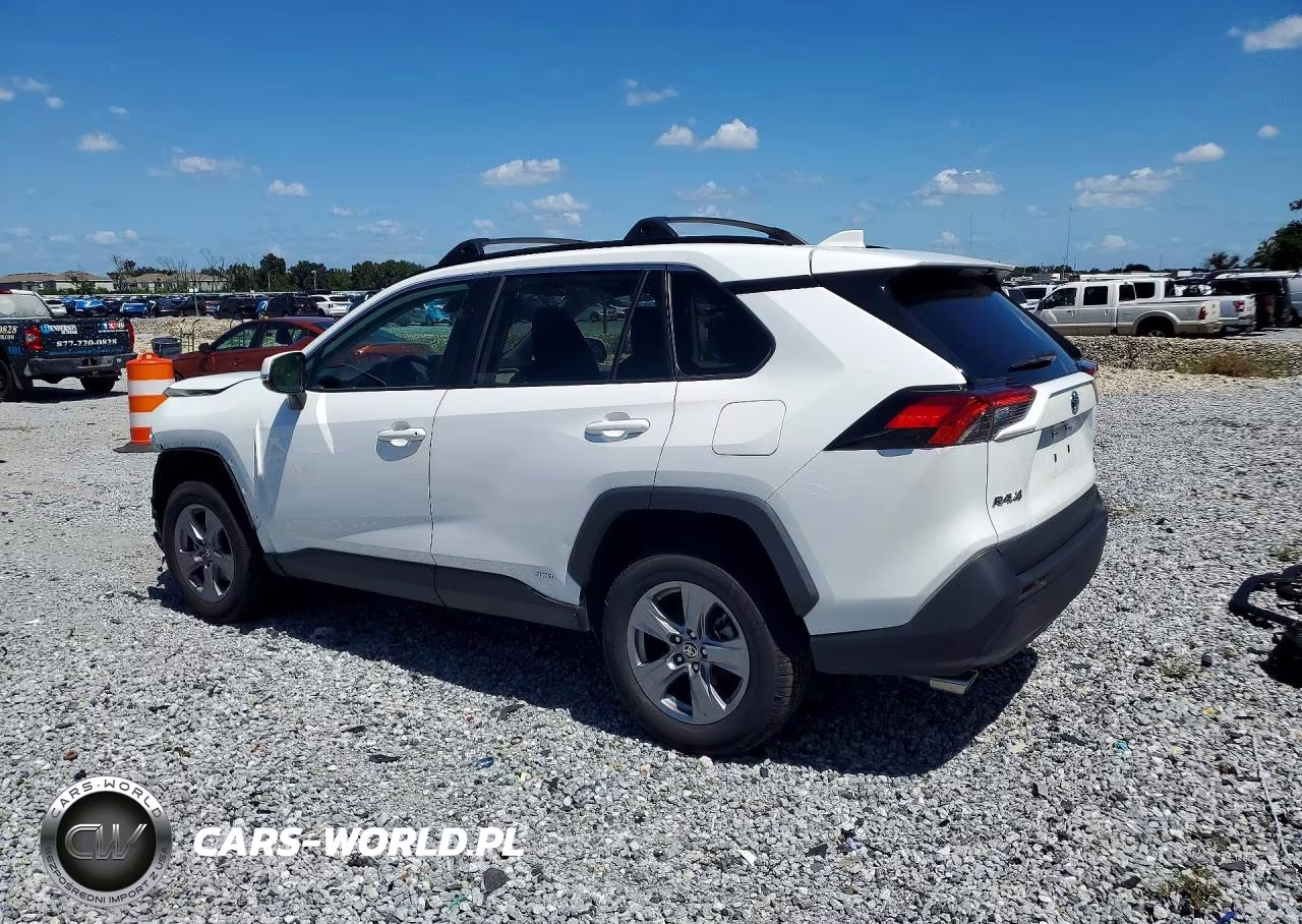 2022 Toyota Rav4 Xle VIN:4T3RWRFV4NU080287 - 2