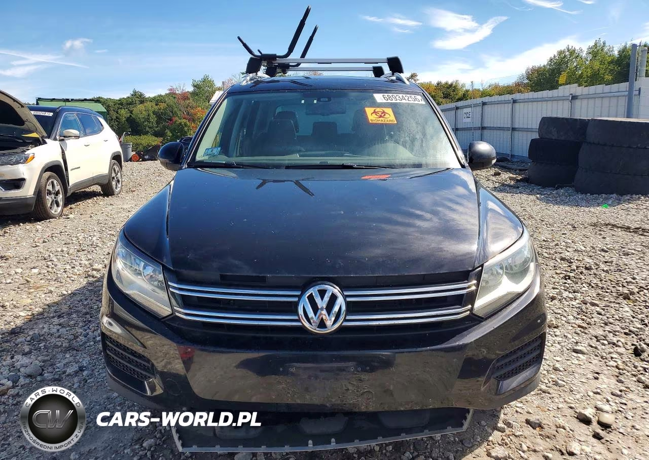 2017 Volkswagen Tiguan Wolfsburg VIN:WVGSV7AX8HW507523 - 5