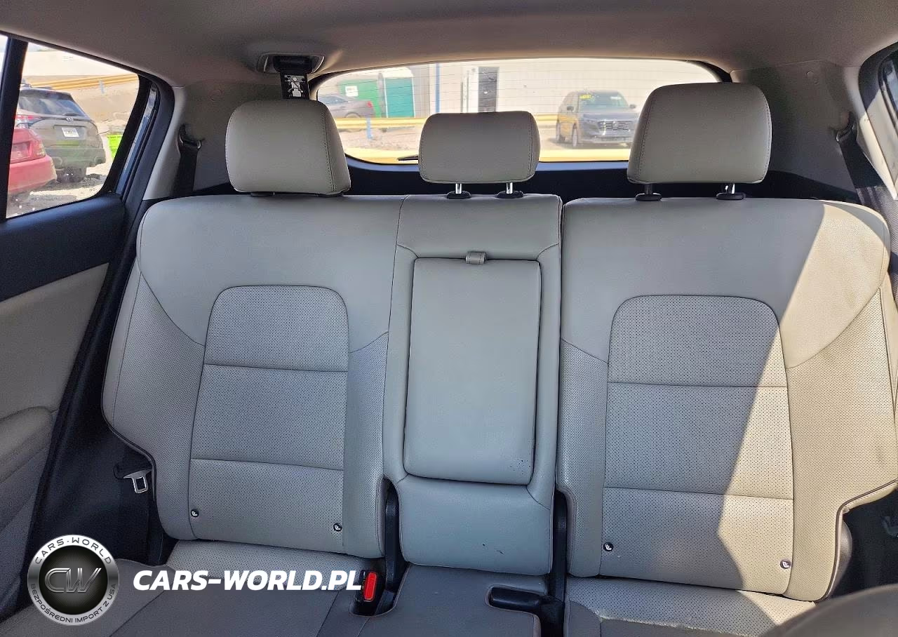 2020 Kia Sportage Ex VIN:KNDPN3ACXL7632803 - 10