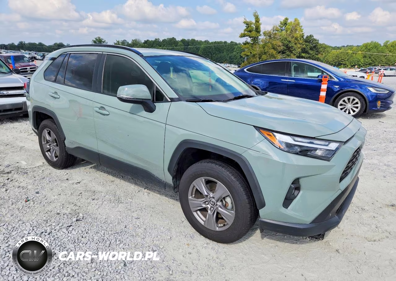 2023 Toyota Rav4 Xle Premium VIN:JTMB6RFV6PD549686 - 4