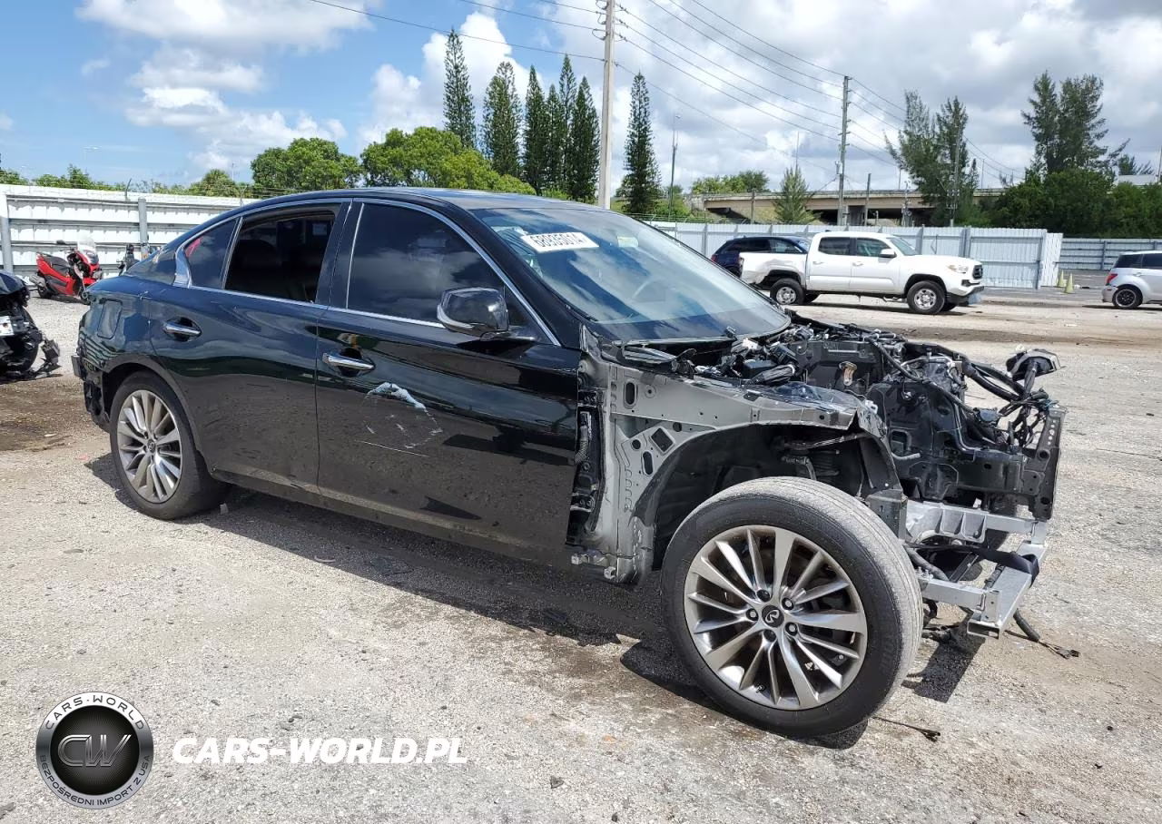 2018 Infiniti Q50 3.0T Luxe VIN:JN1EV7AP9JM353135 - 4